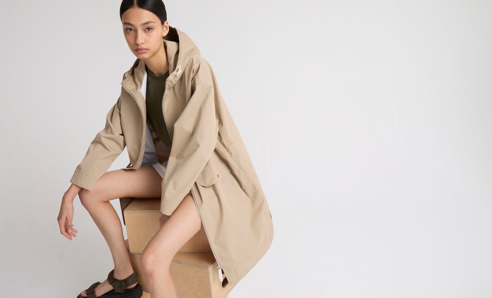 down jacket with mink hooded bib - khaki - Yves Salomon