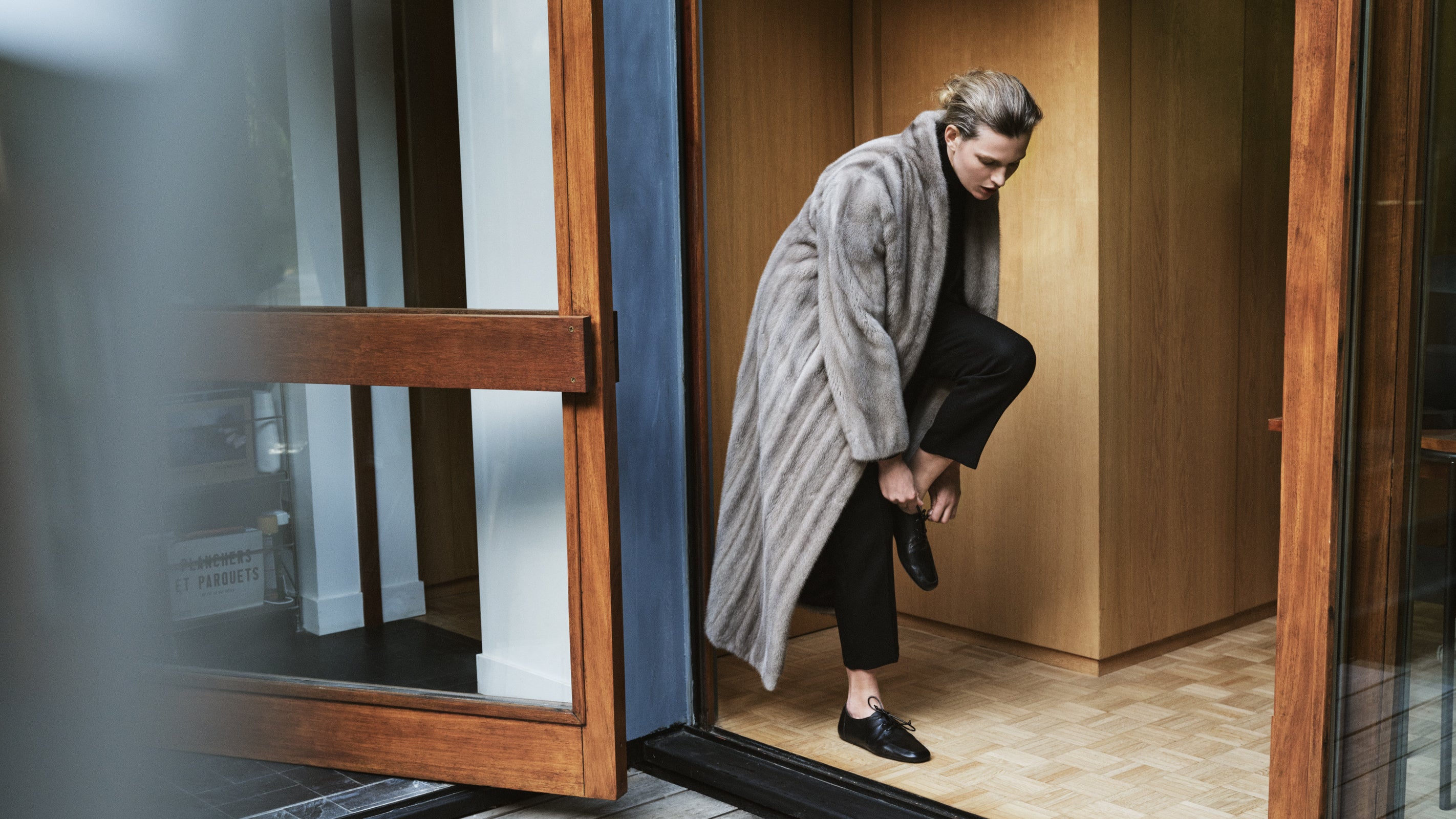Women's Essentials — Timeless Pieces & Seasonal Icons | Yves