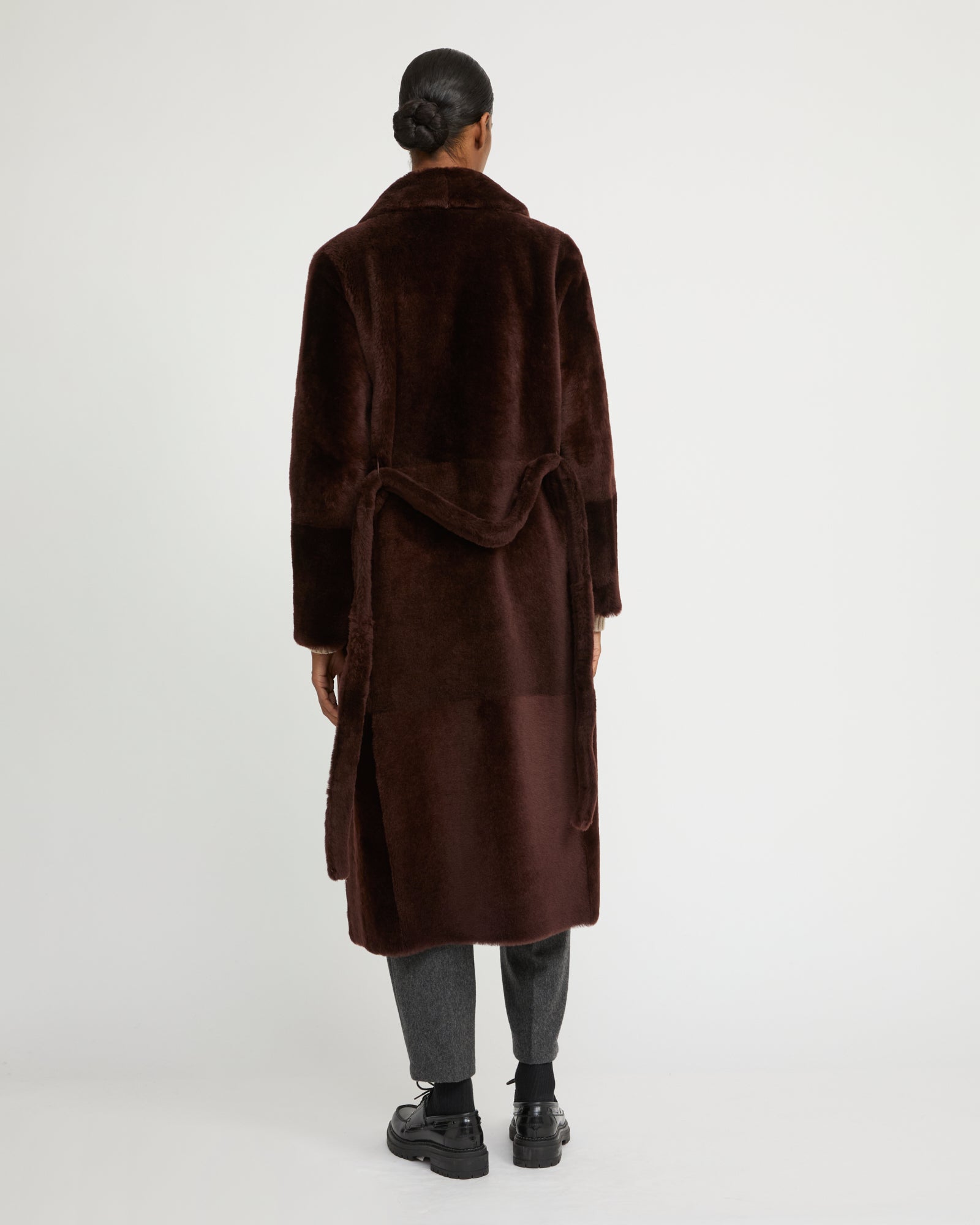 Long reversible belted shearling coat - Yves Salomon