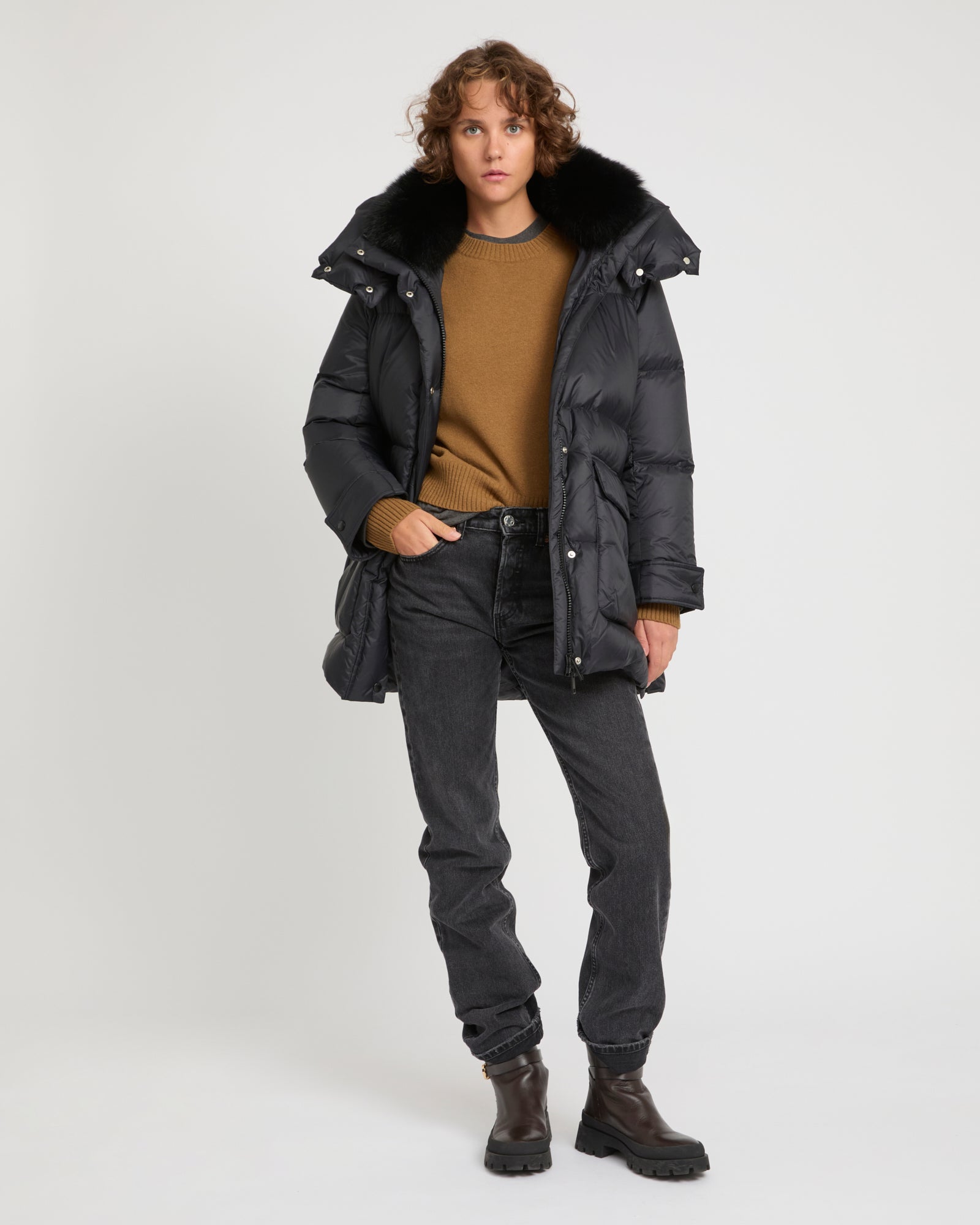 3/4 down jacket in water-repellent technical fabric with fox fur