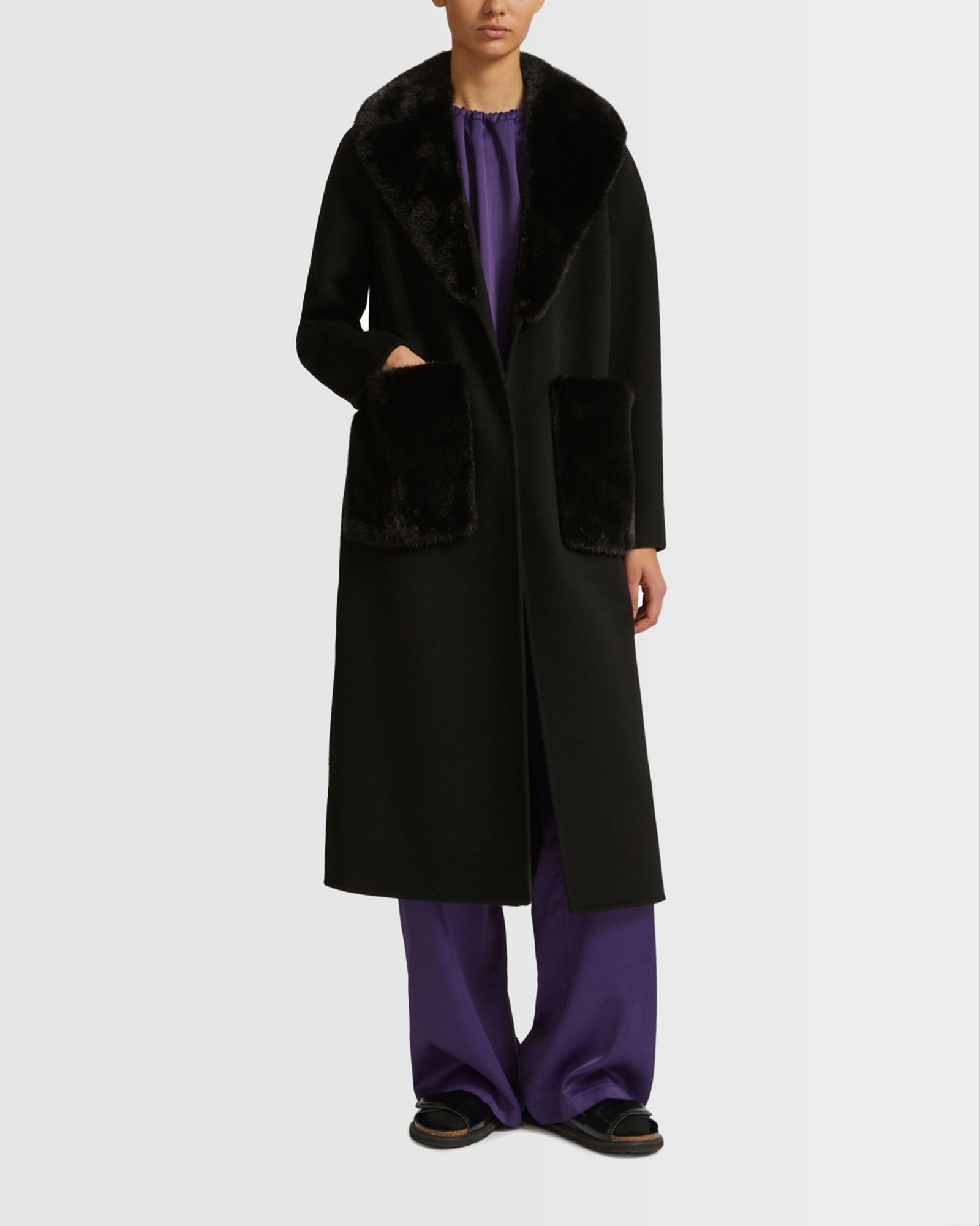 Belted coat in cashmere wool with mink fur collar and over-pockets -Yves Salomon