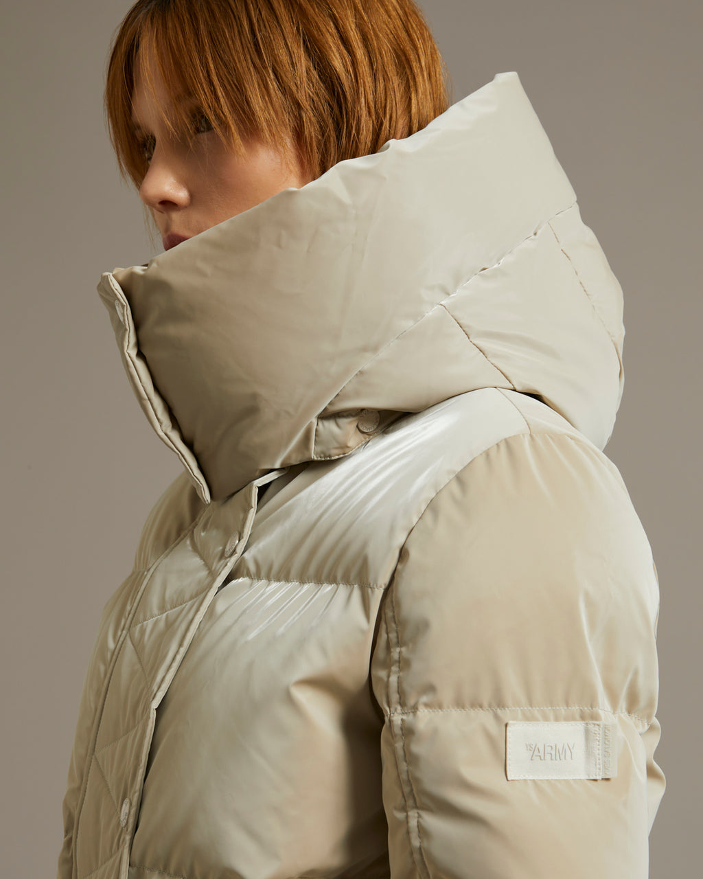 Cropped down jacket in a water-repellent glossy technical fabric with  fluffy lambswool collar trim