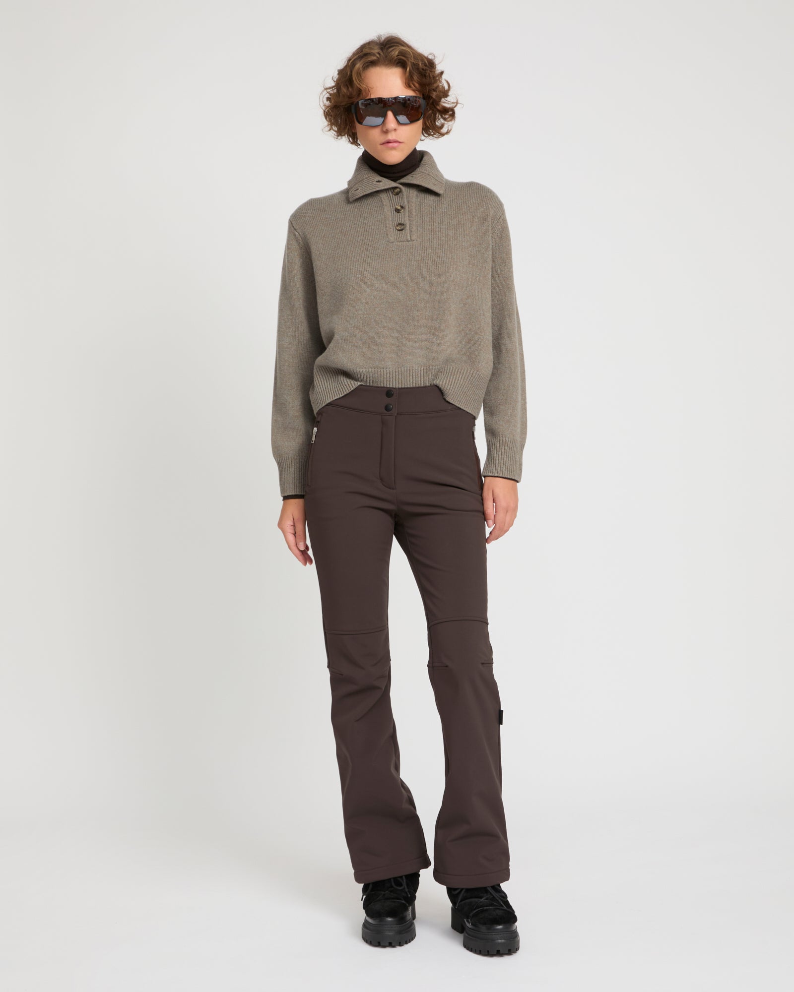 Softshell fabric flared fitted ski trousers - brown