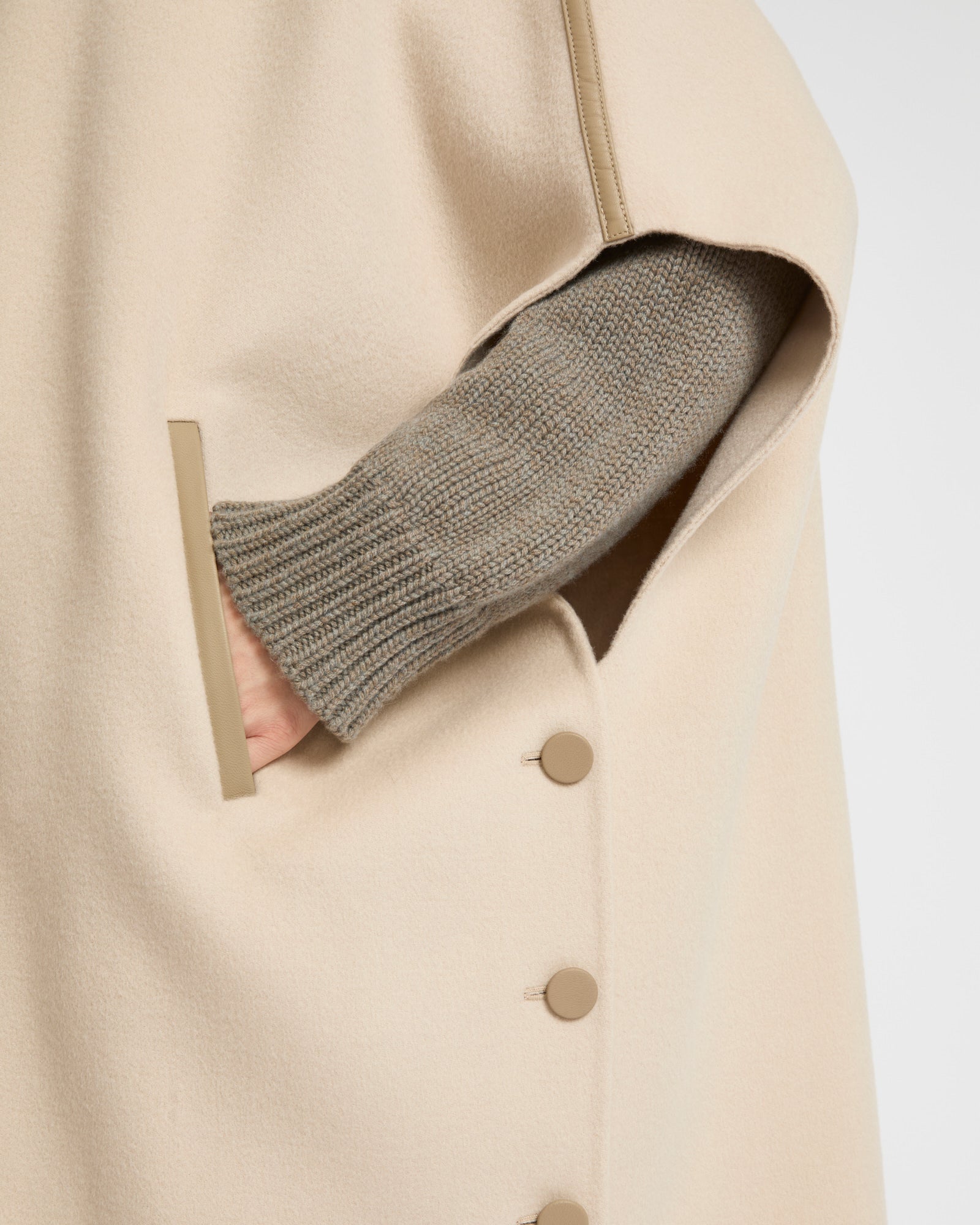 Double-sided cashmere blend cape with button details -Yves Salomon