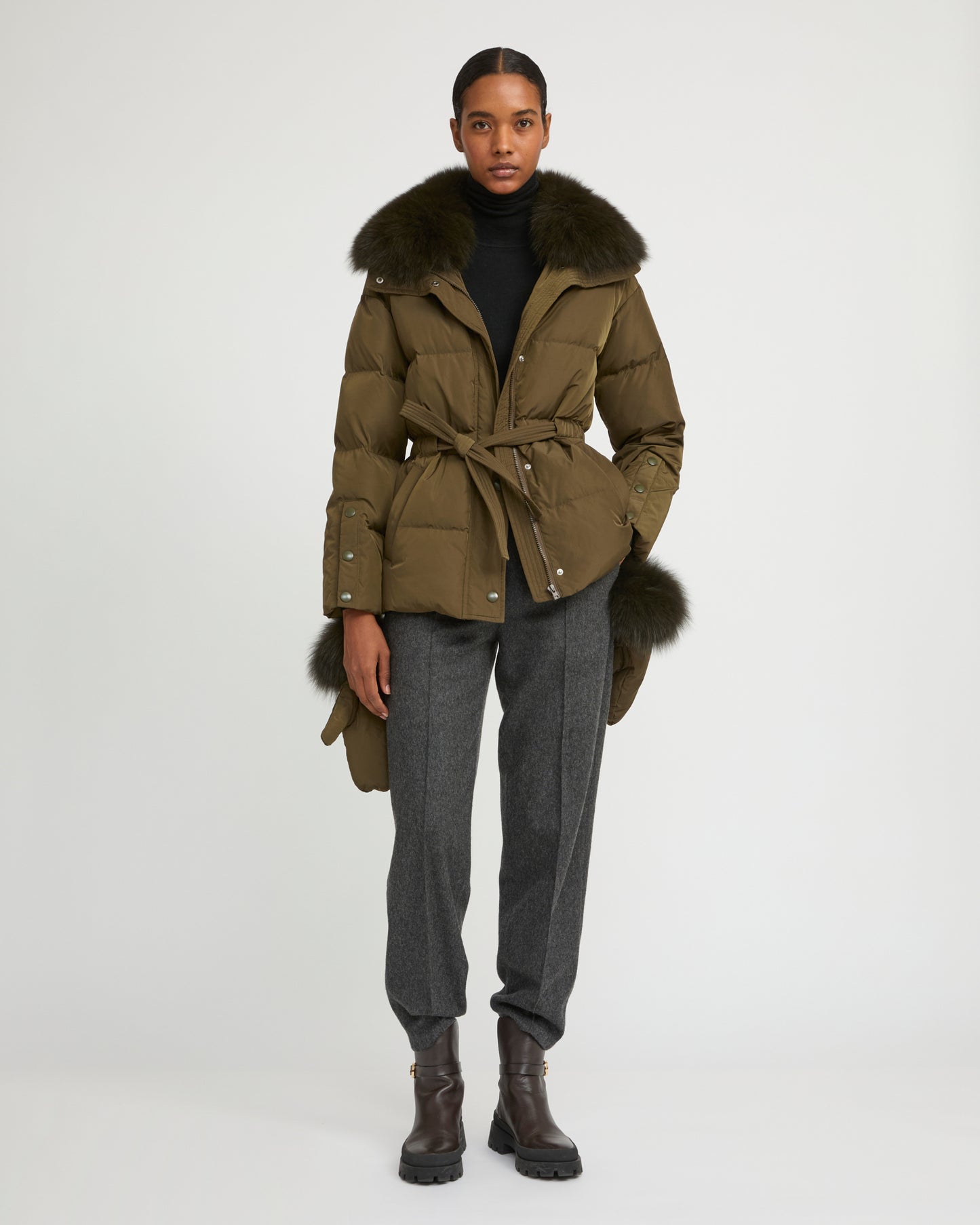 Belted technical fabric down jacket with detachable fox fur collar - Yves Salomon