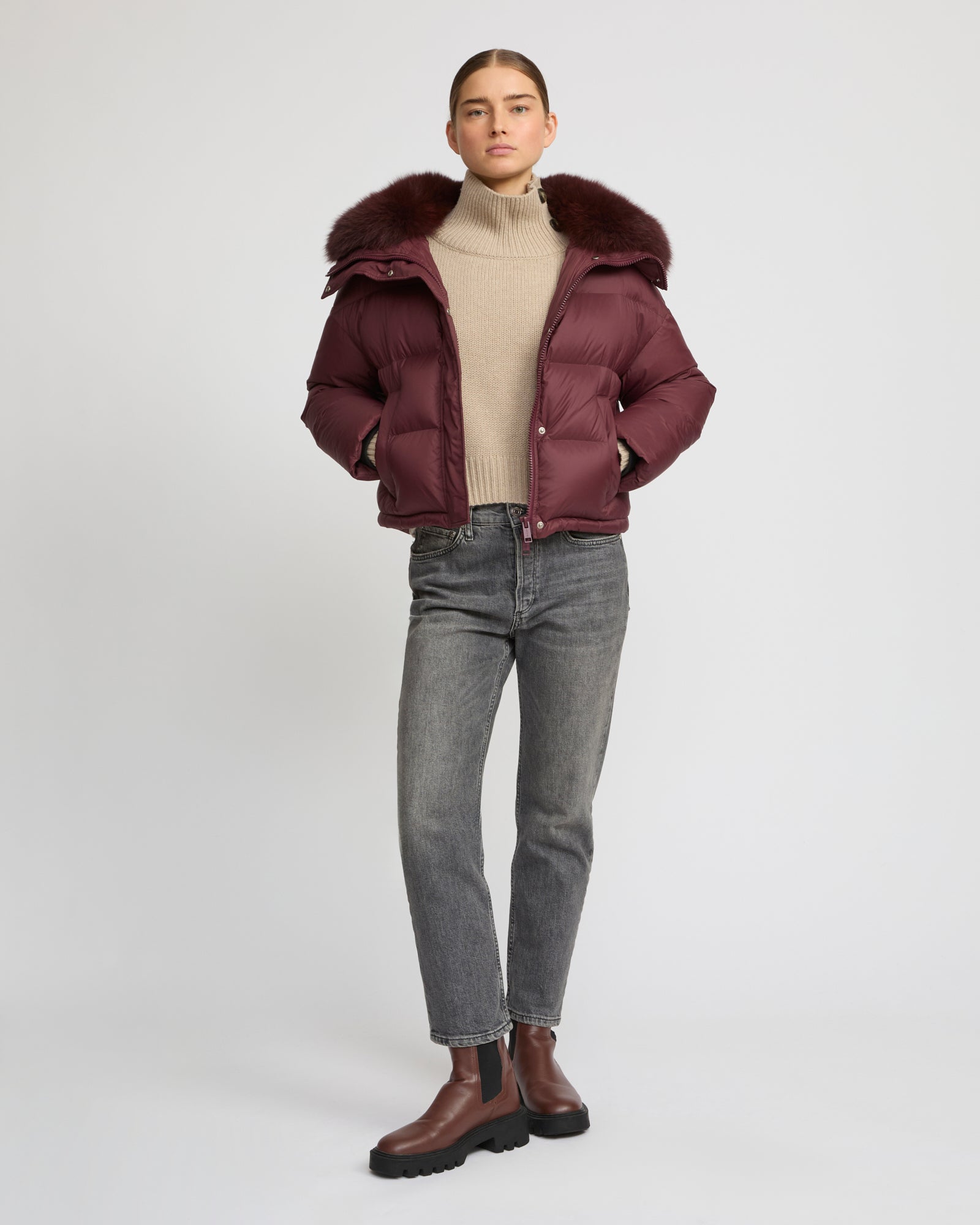 Short down jacket with fox trim - Yves Salomon
