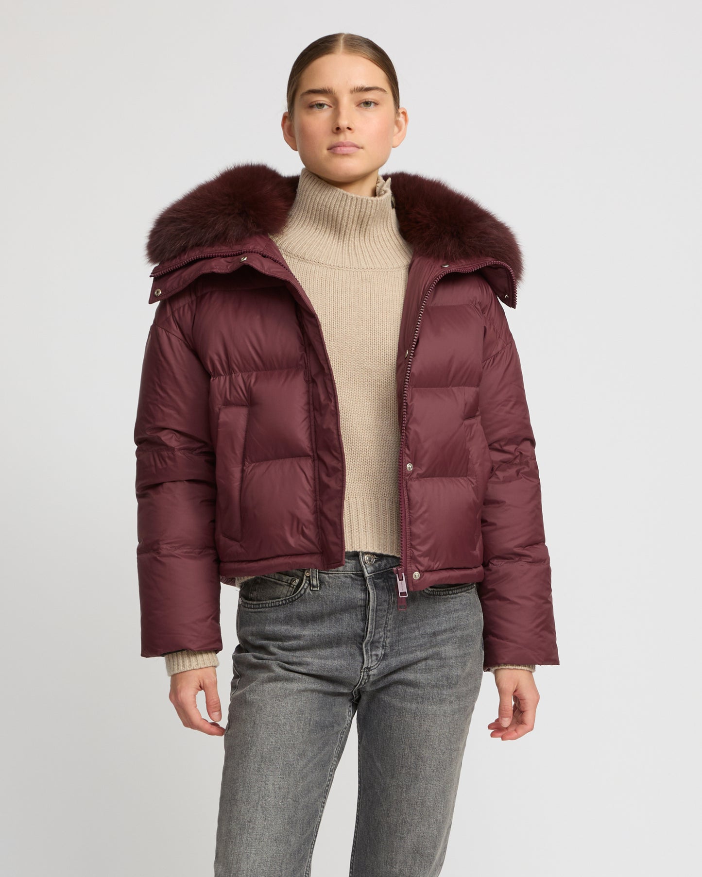 Short down jacket with fox trim - Yves Salomon