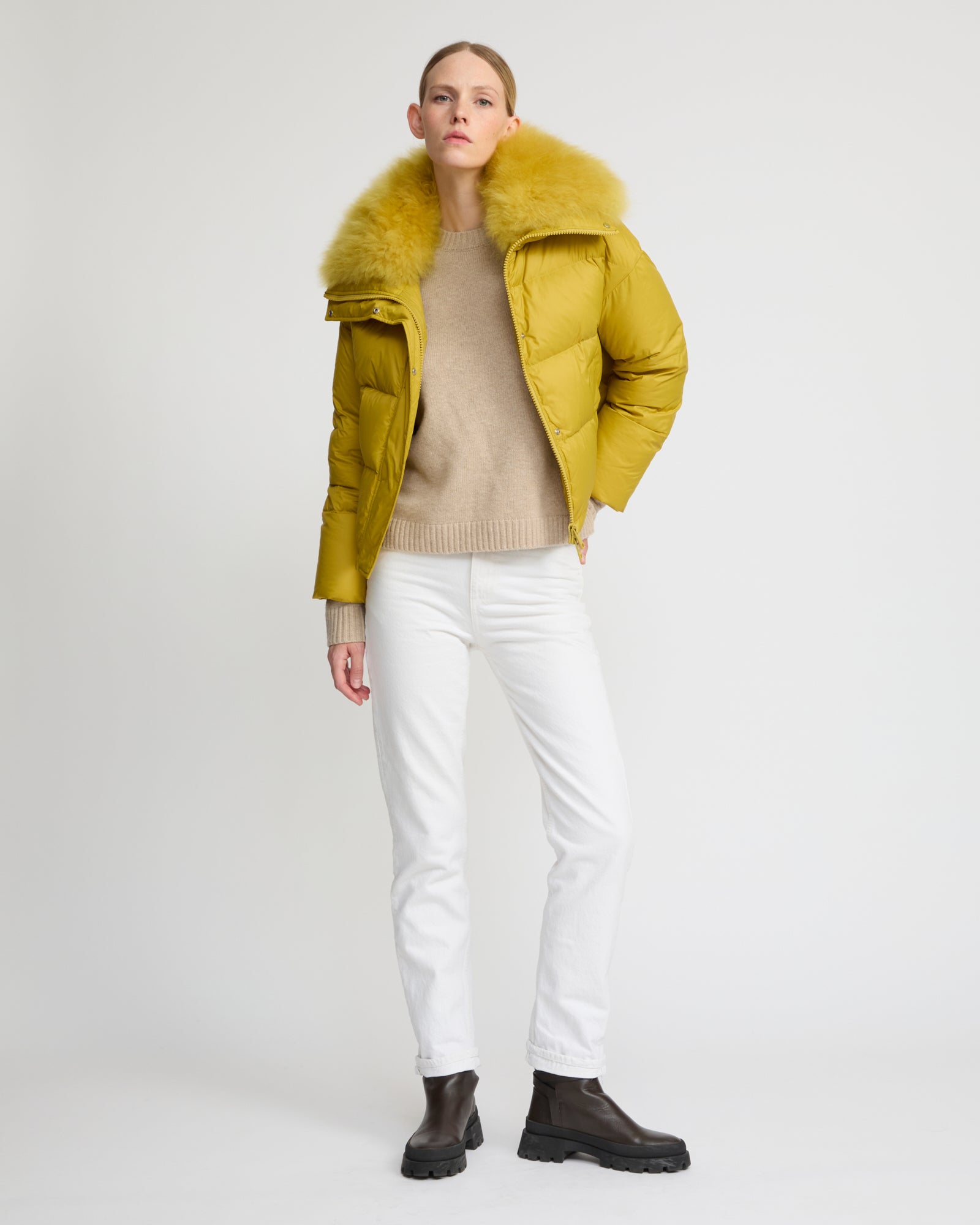 Short down jacket with fluffy lambswool trim - Yves Salomon