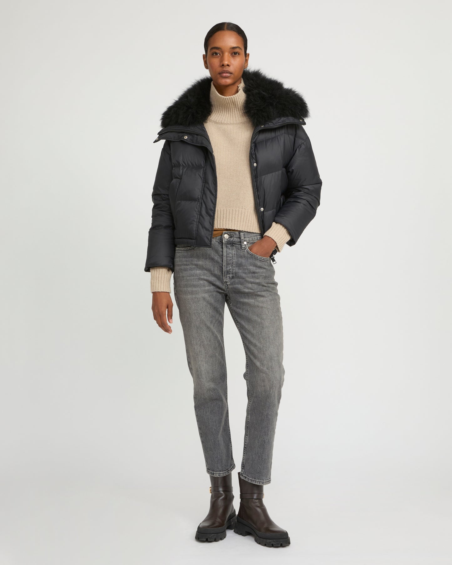 Short down jacket with fluffy lambswool trim - Yves Salomon