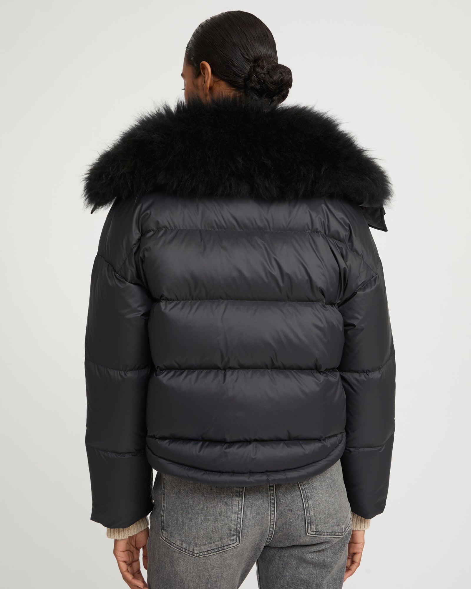 Short down jacket with fluffy lambswool trim - Yves Salomon