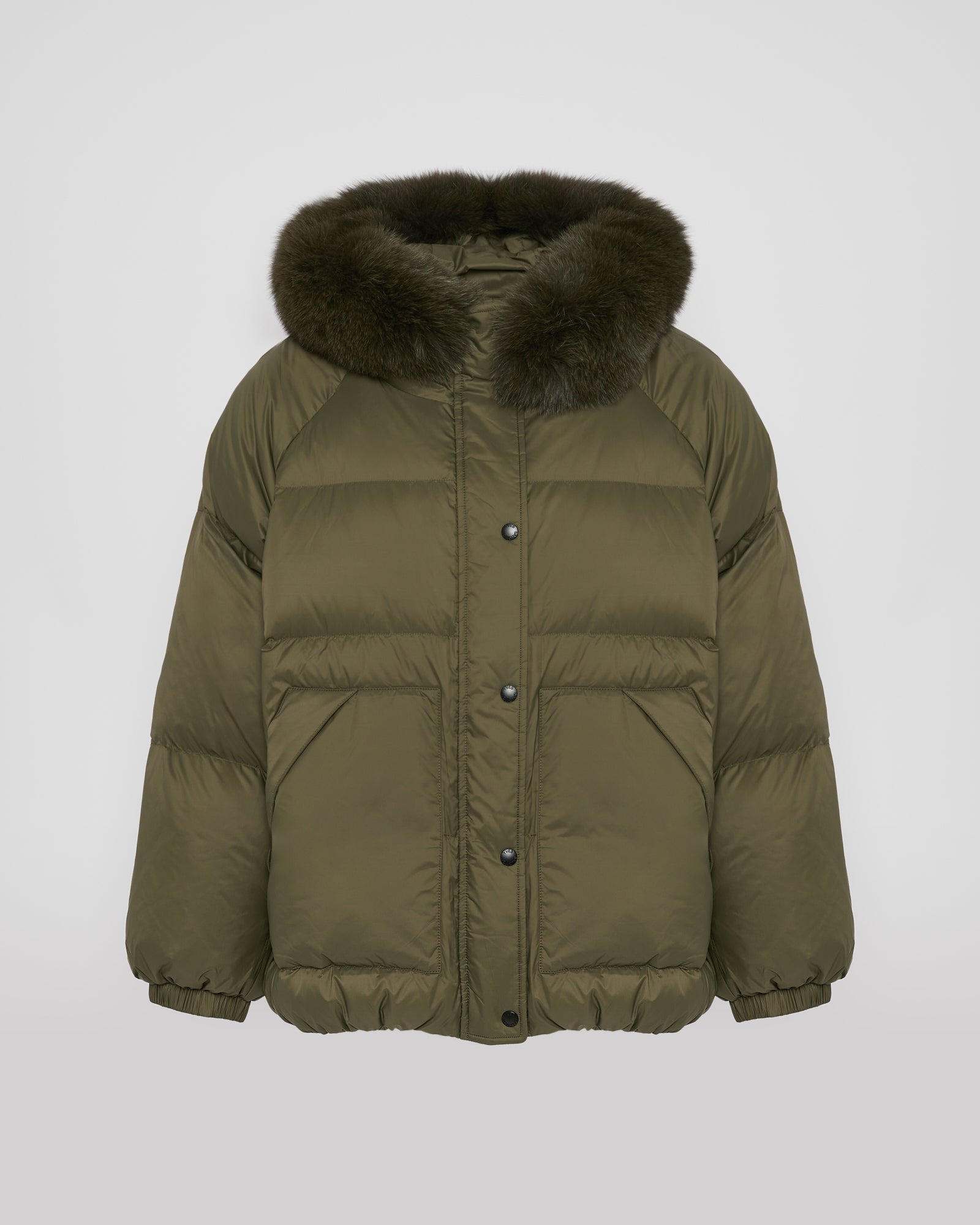 Short down jacket with raglan sleeves and fox fur trim - Yves Salomon