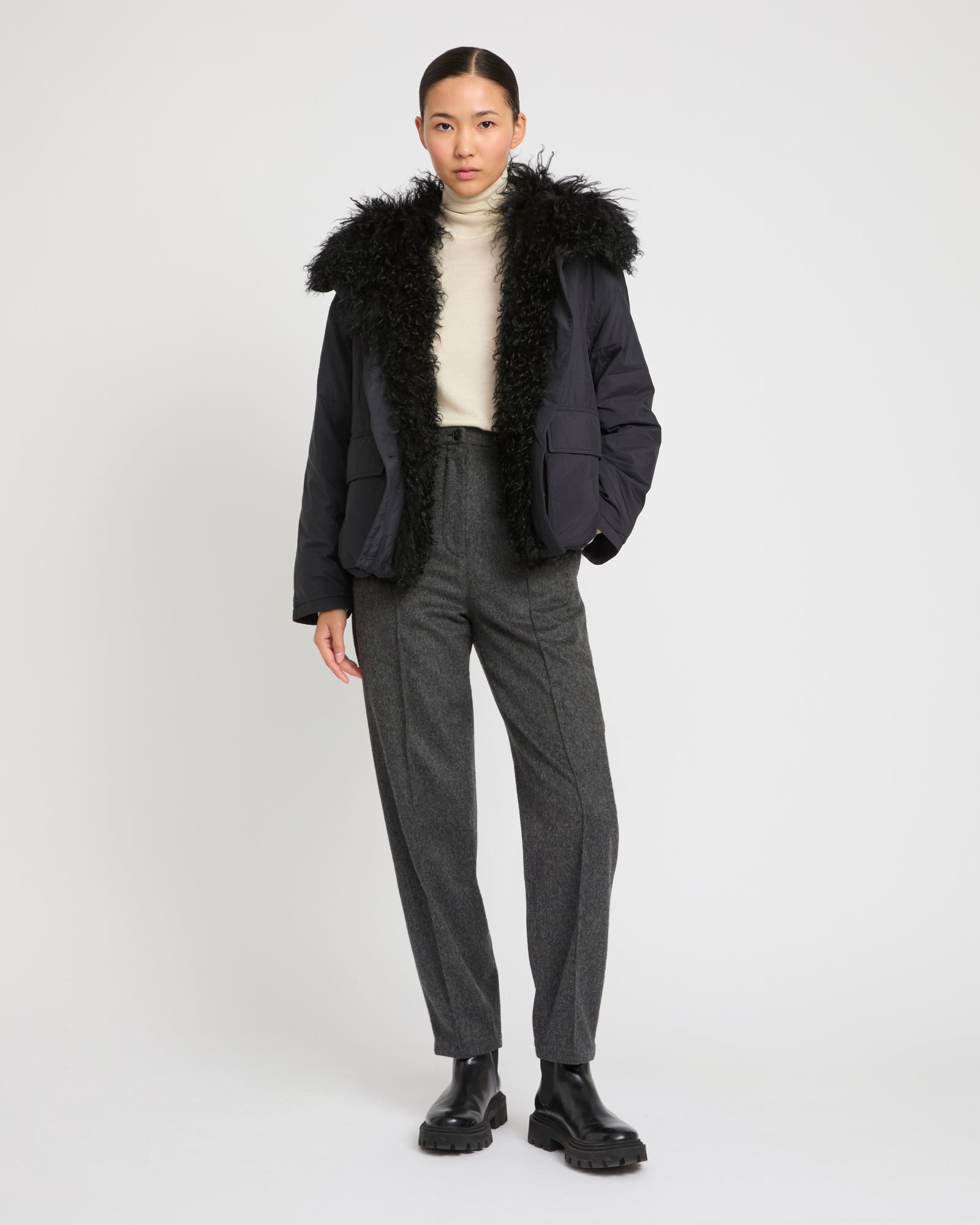 Short ultra-light down jacket with curly lambskin trim -Yves Salomon