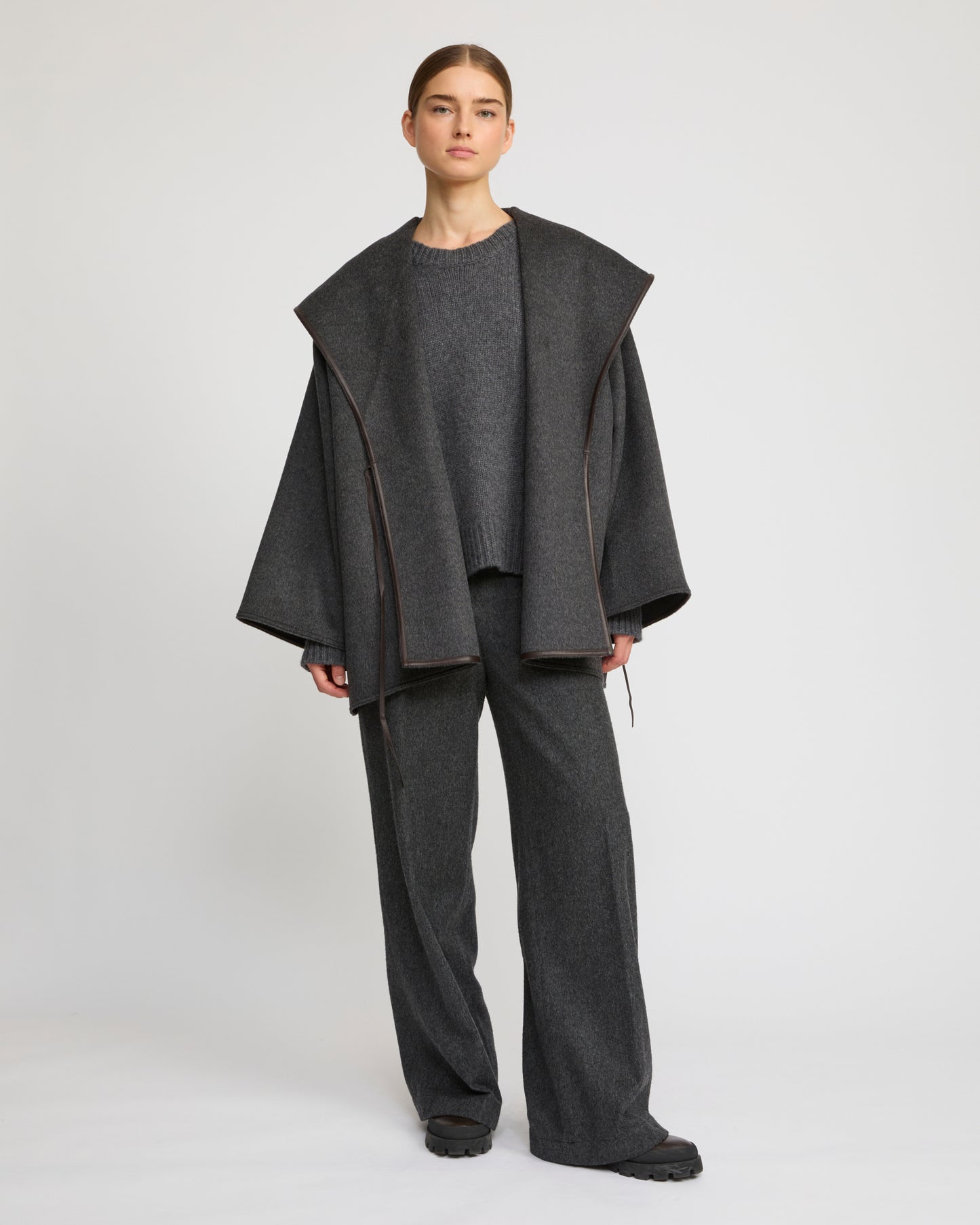 Oversized short coat in double-sided cashmere blend - Yves Salomon