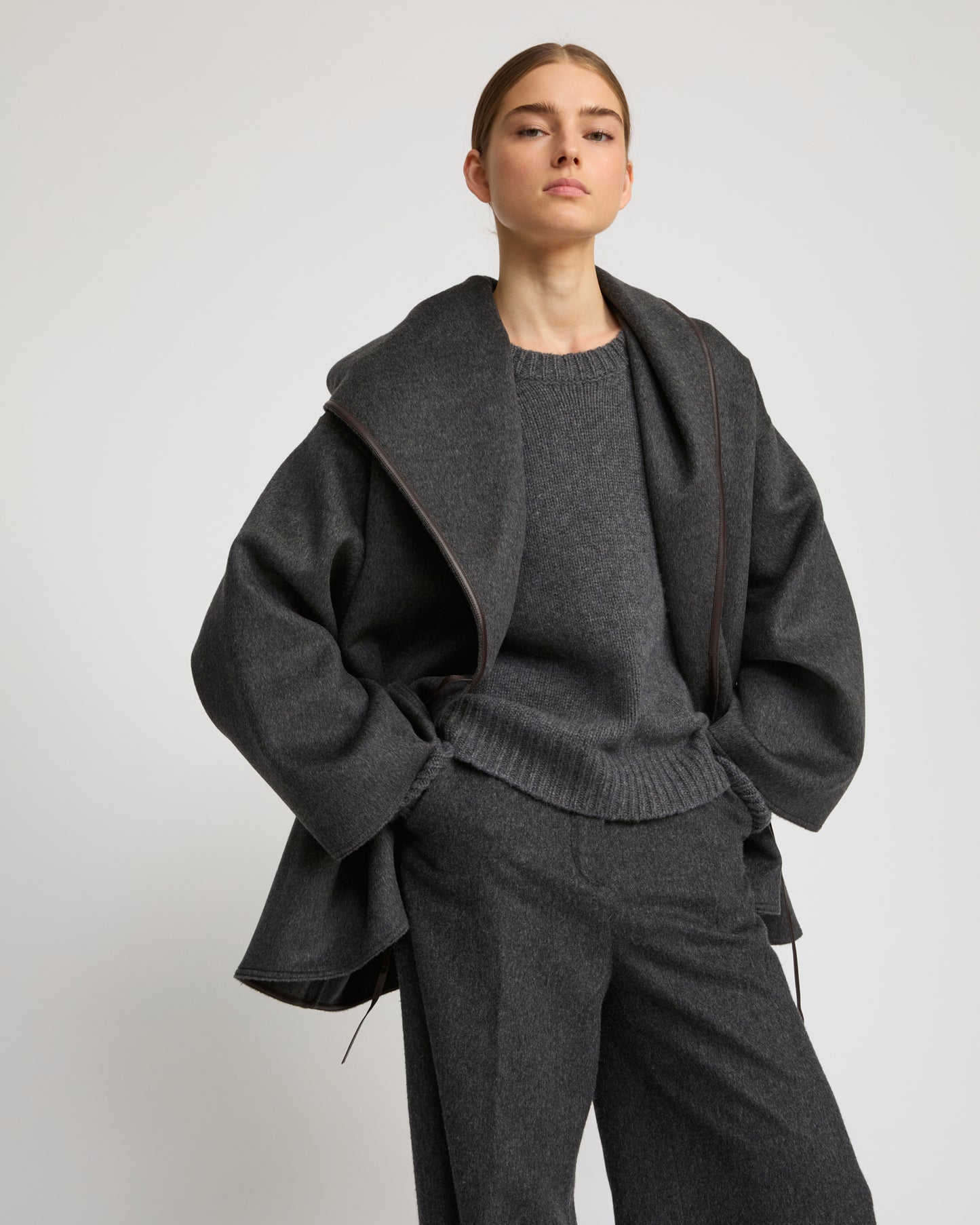 Oversized short coat in double-sided cashmere blend - Yves Salomon
