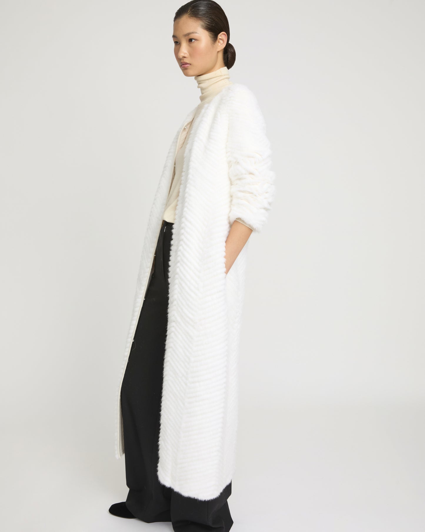 Long coat in Merino knit and mink fur -Yves Salomon