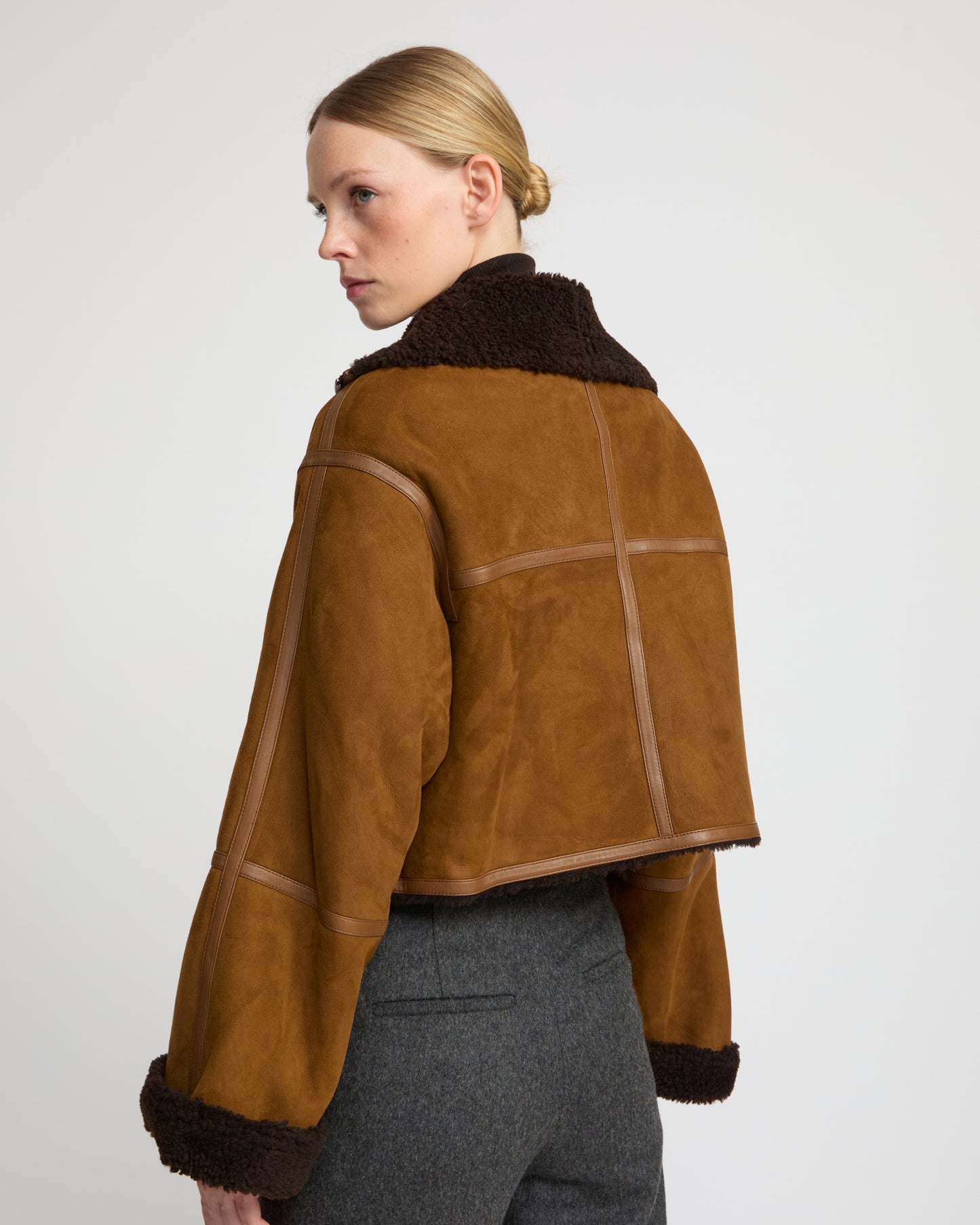 Suede Merino lambskin cropped jacket - Yves Salomon