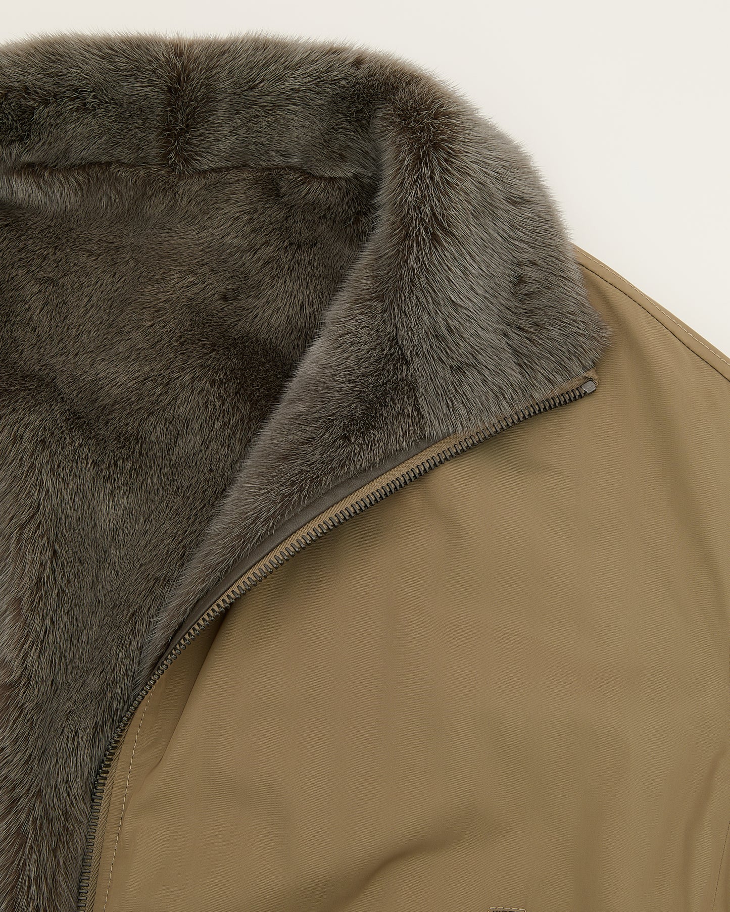 Reversible jacket in mink fur & technical fabric with stand collar - Yves Salomon