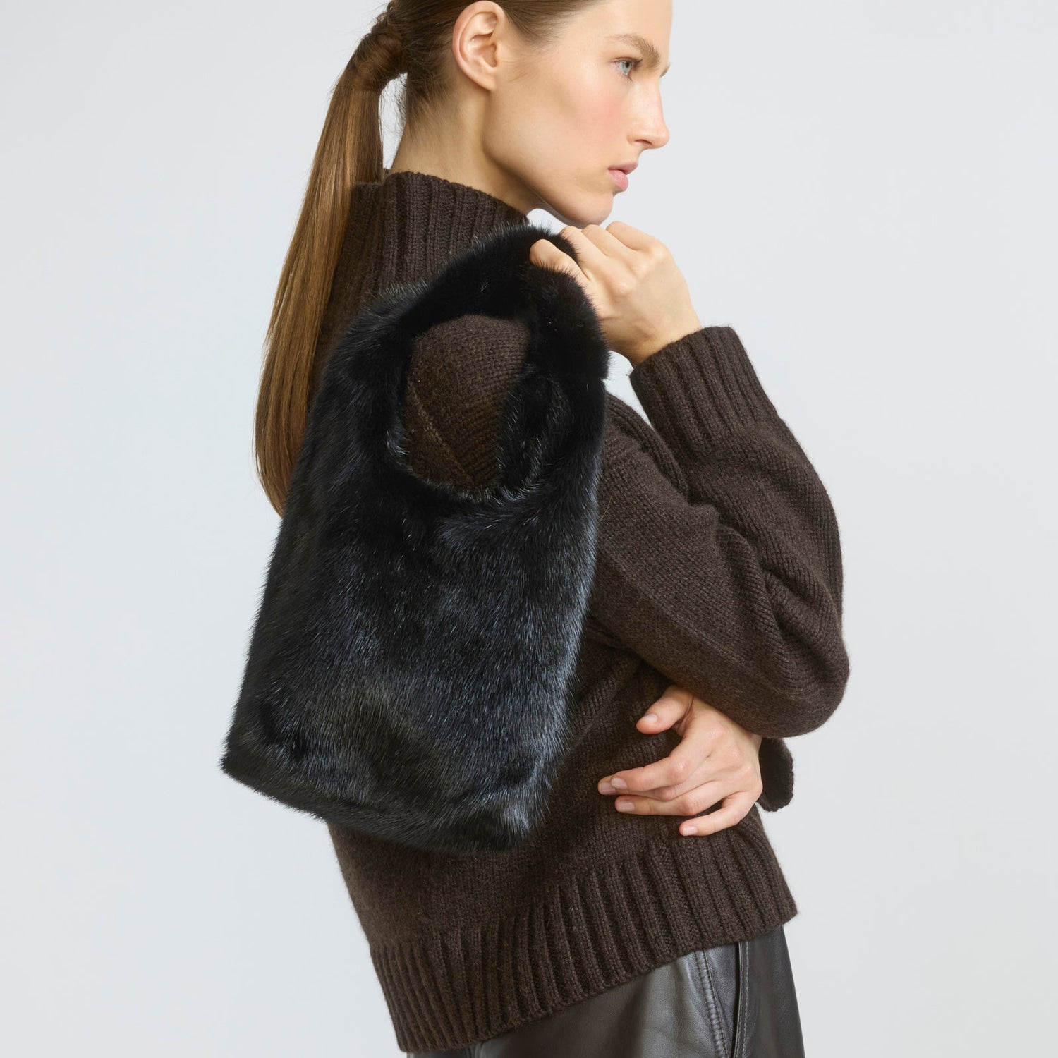 Mink fur bag with lamnskin details - Yves Salomon - New Fall/Winter Collection