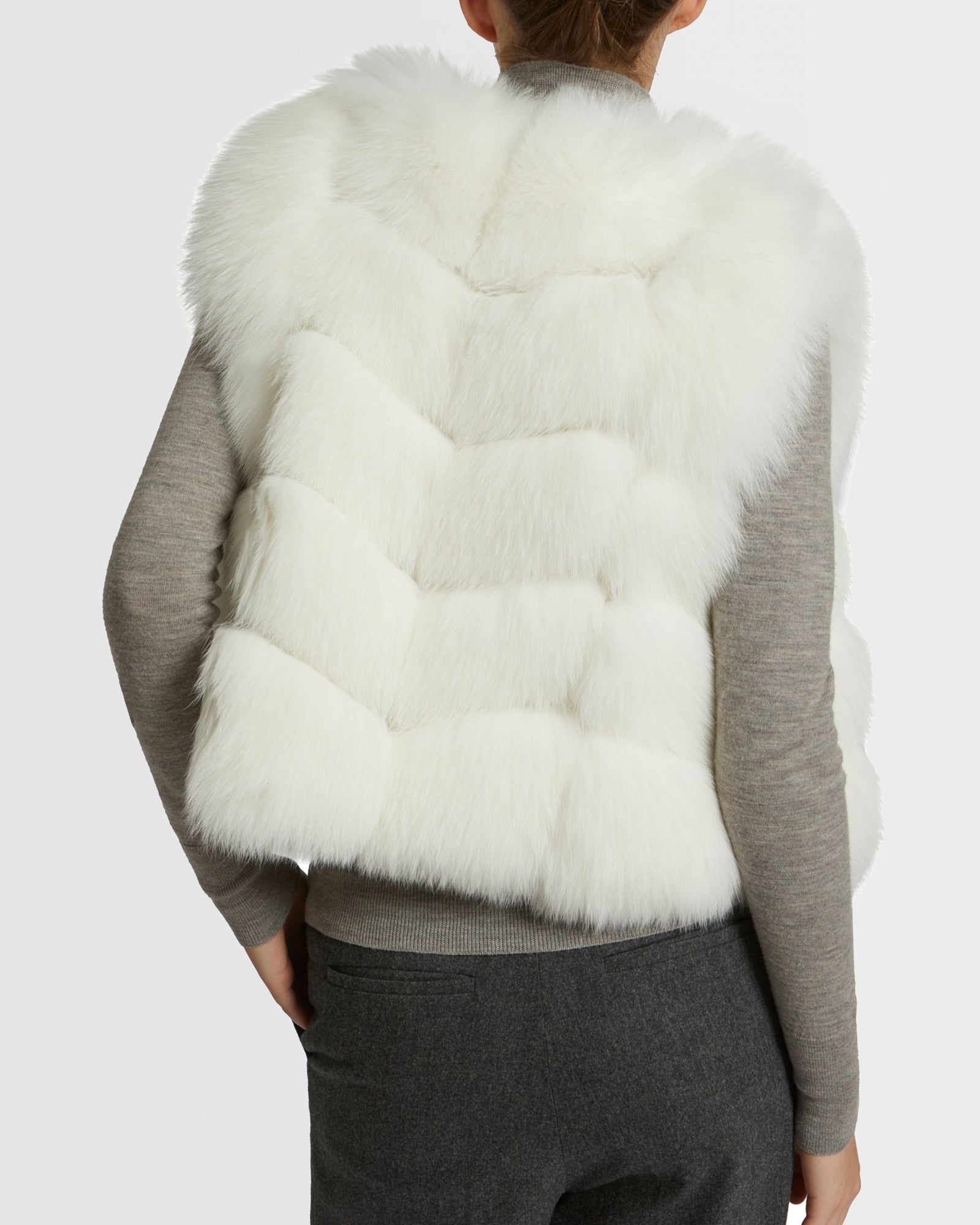 Short gilet in fox fur - white - Yves Salomon – Yves Salomon US