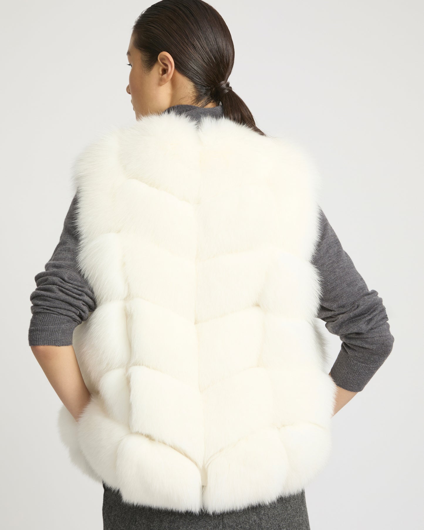 SLEEVELESS BURGUNDY FOX GILET -Yves Salomon