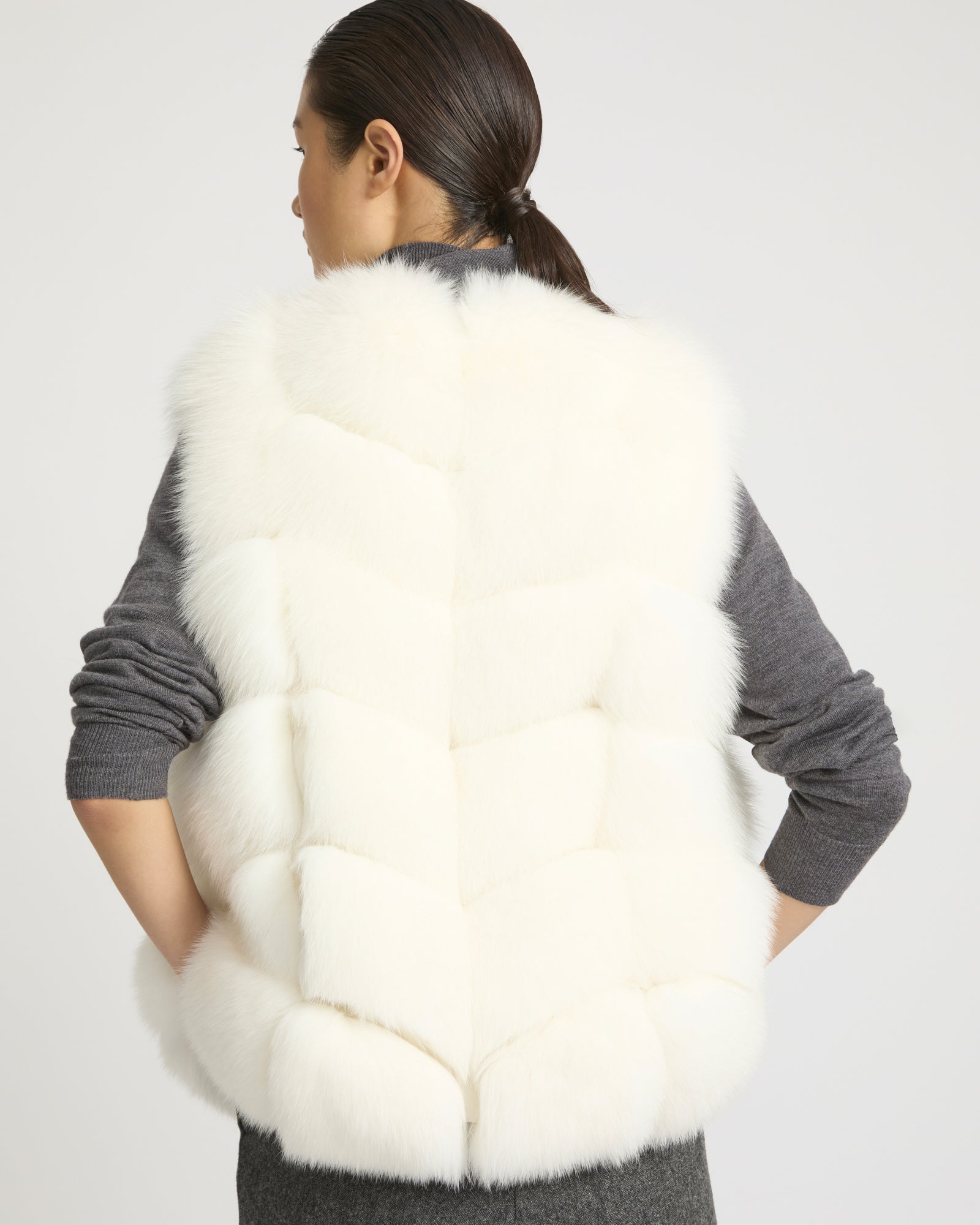 SLEEVELESS BURGUNDY FOX GILET -Yves Salomon