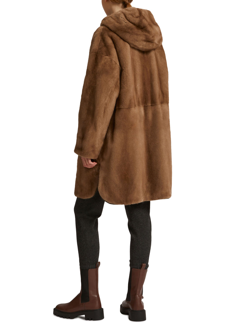 Long reversible coat in mink fur and technical fabric