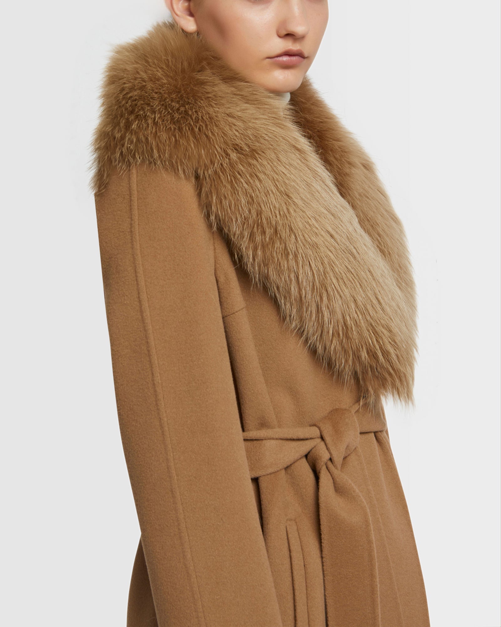 Long cashmere coat with fox fur collar - camel - Yves