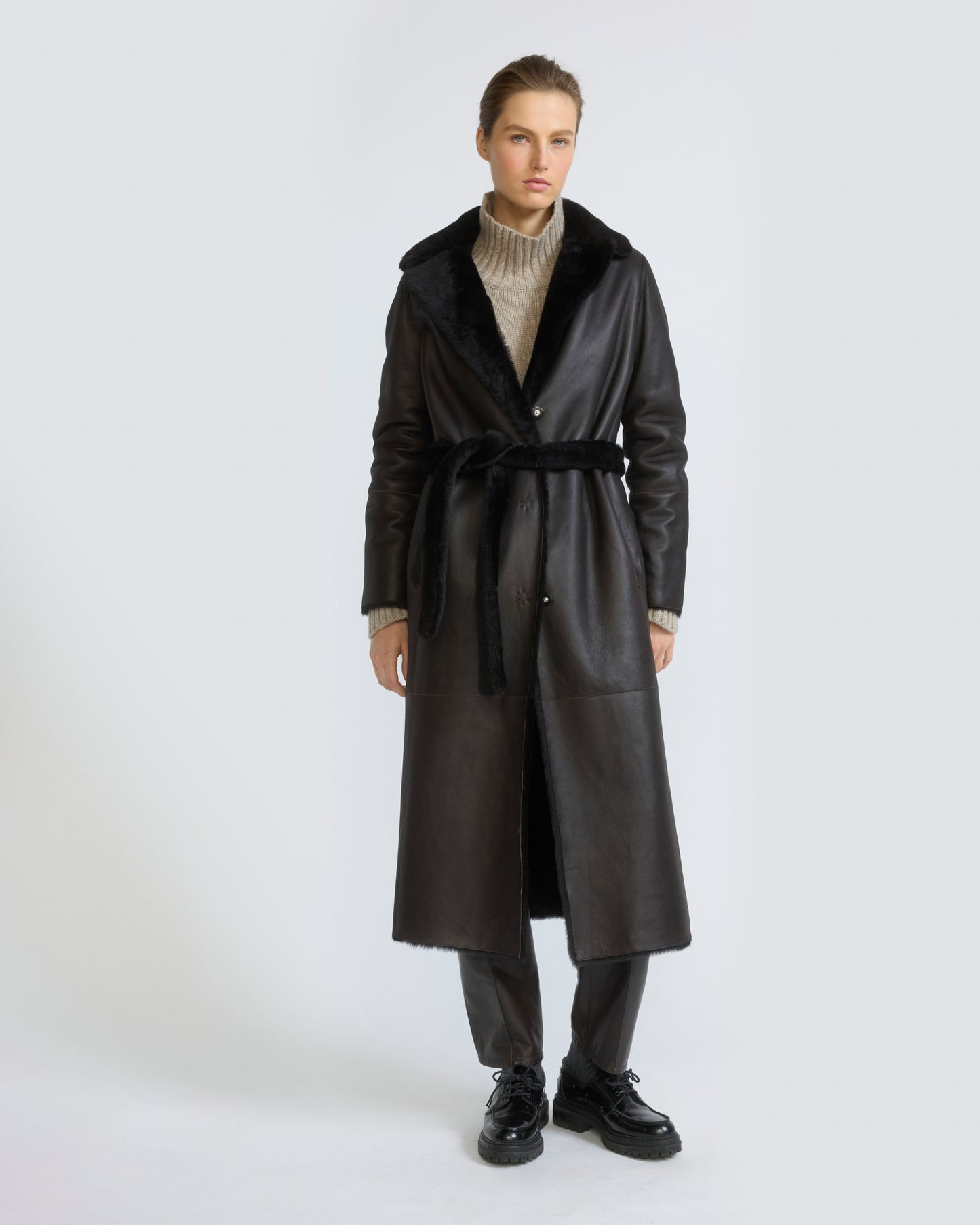 Reversible belted long shearling coat - Yves Salomon - New Fall/Winter Collection