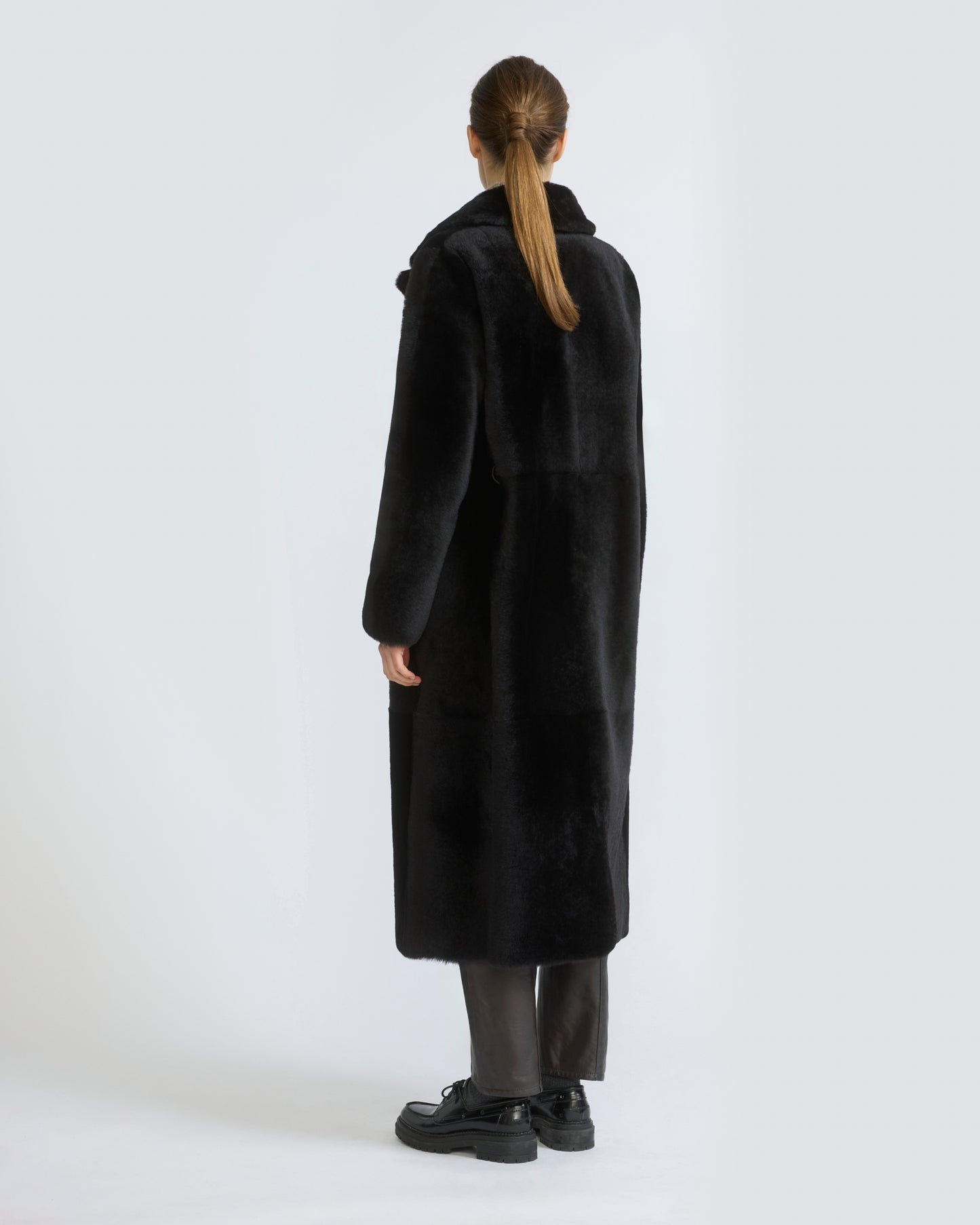 Reversible belted long shearling coat - Yves Salomon - New Fall/Winter Collection