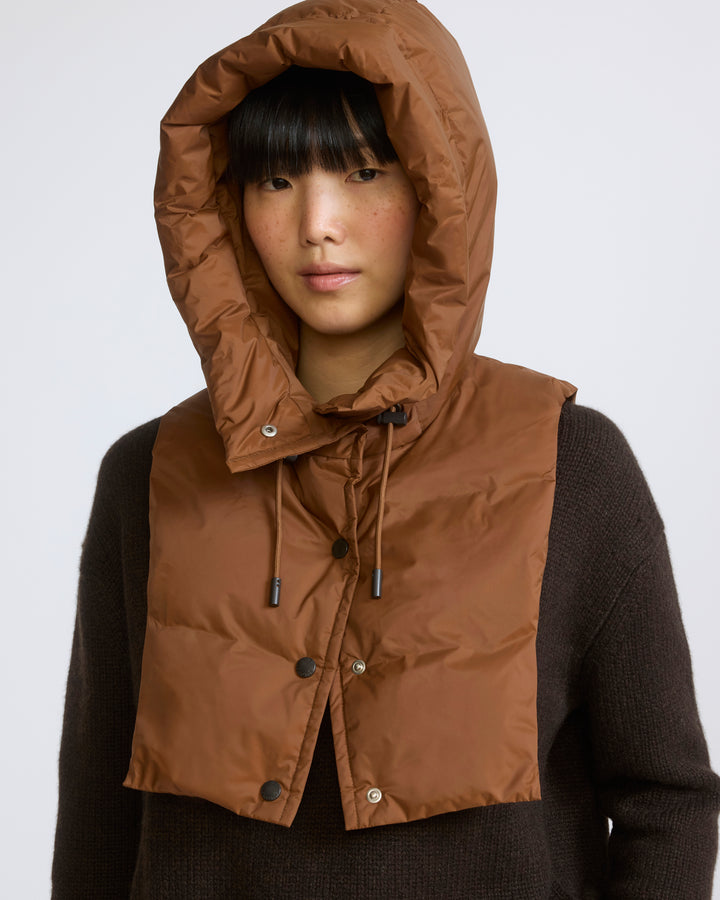 Padded hood bib in water-repellent technical fabric - Yves Salomon - New Fall/Winter Collection