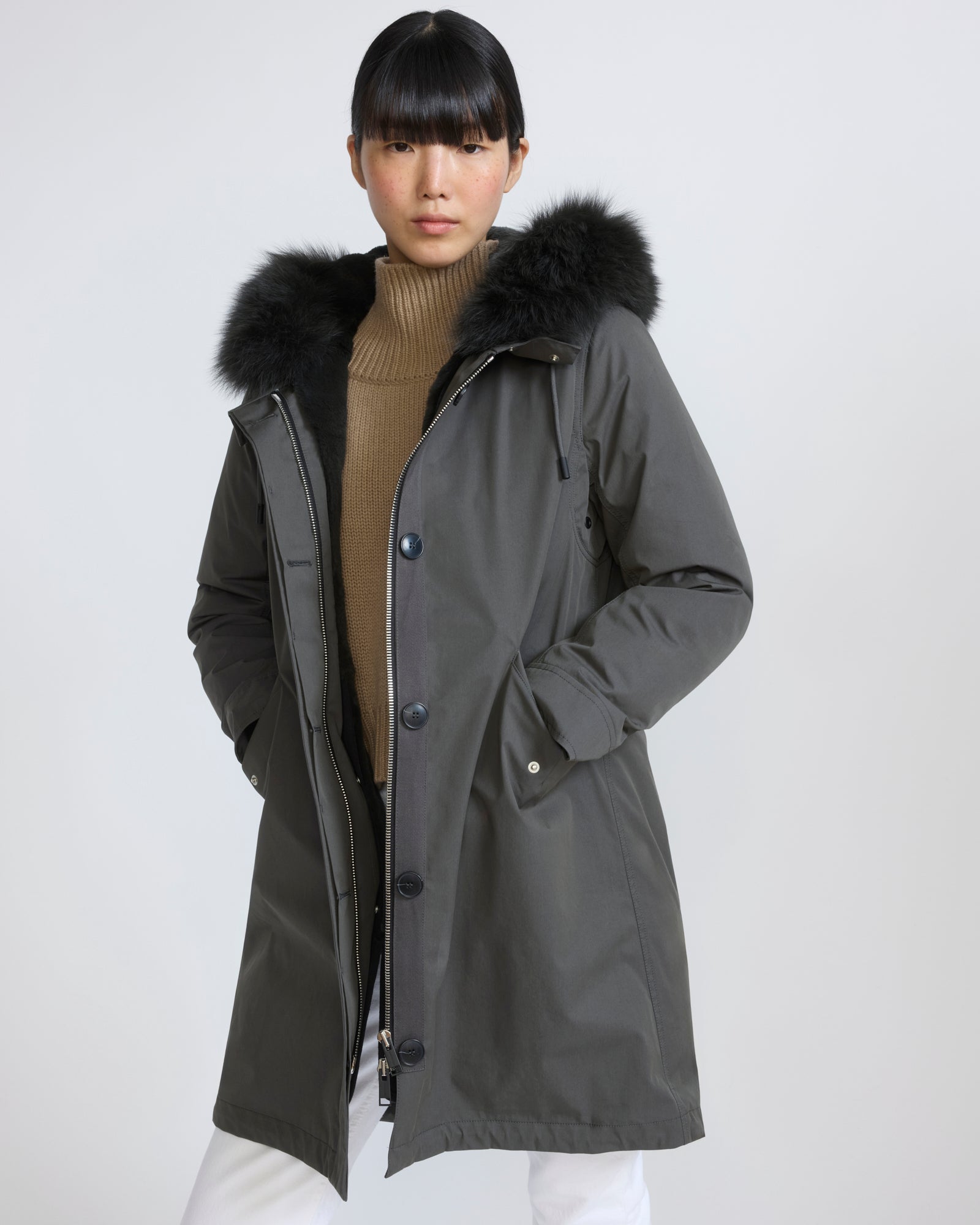 Long Iconic parka in waterproof cotton blend with fox and rabbit fur - Yves Salomon - New Fall/Winter Collection