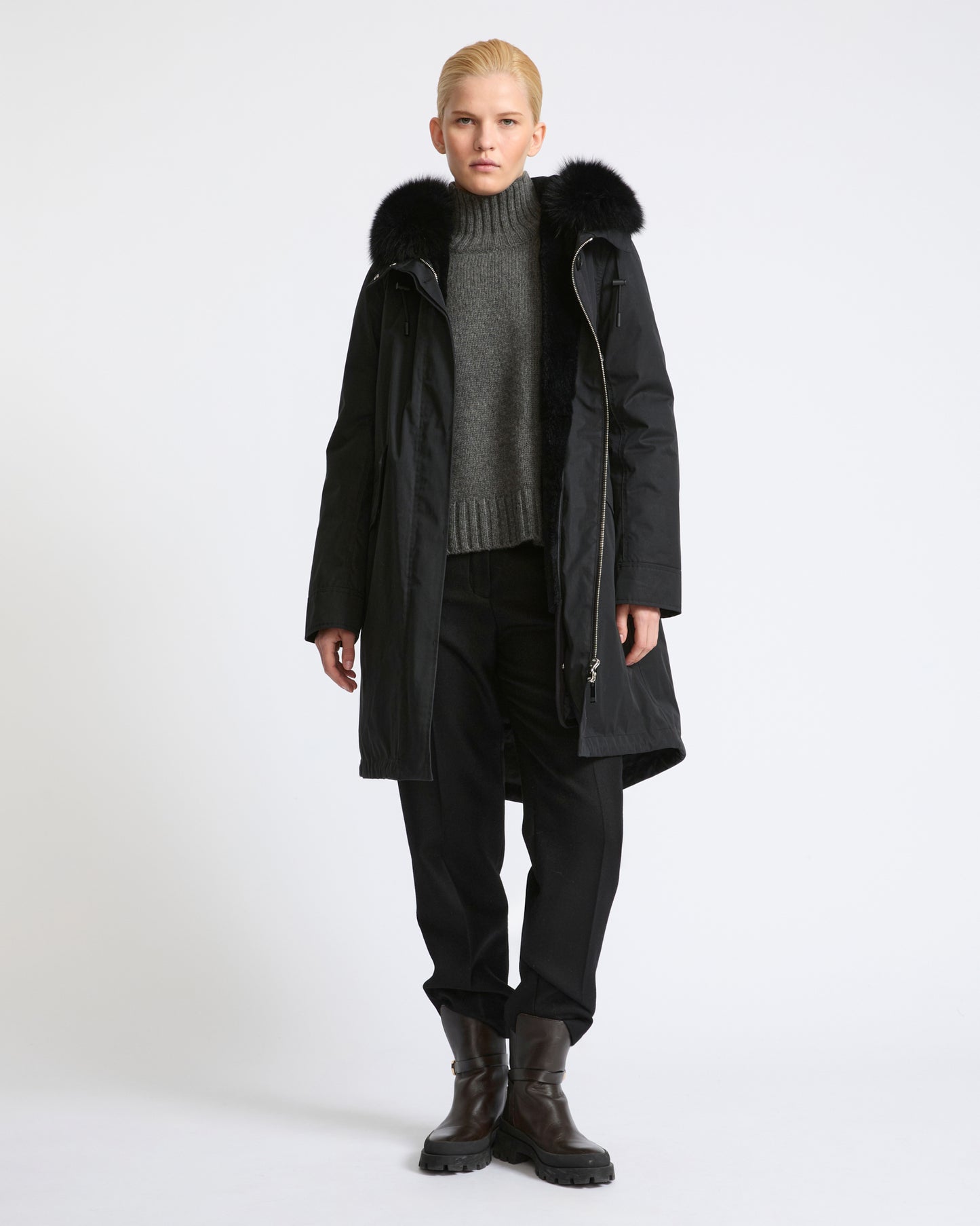 Long Iconic parka in waterproof cotton blend with fox and rabbit fur - Yves Salomon - New Fall Winter Collection