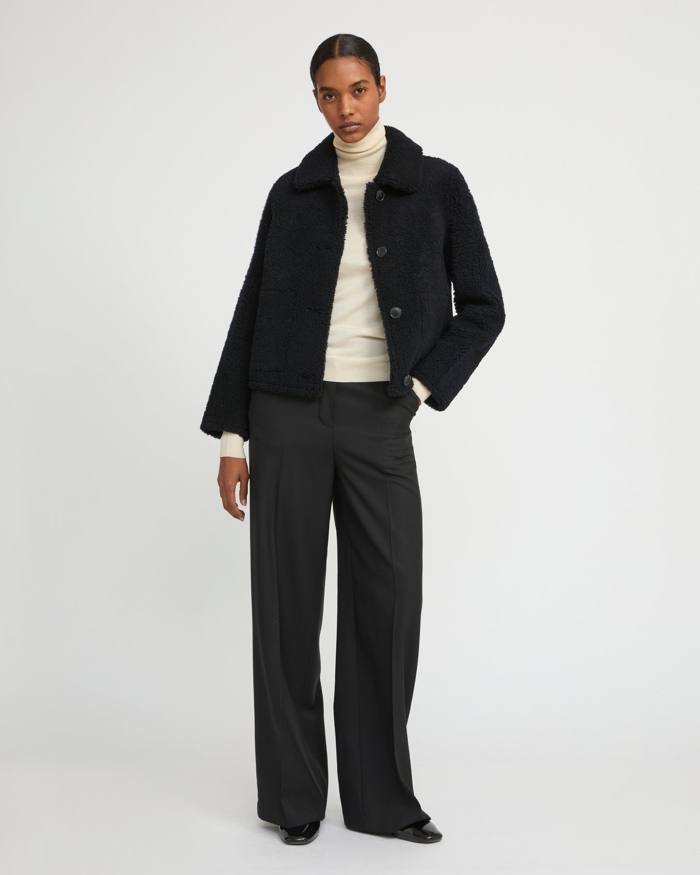 Short butonned jacket in Merino lambskin - Yves Salomon
