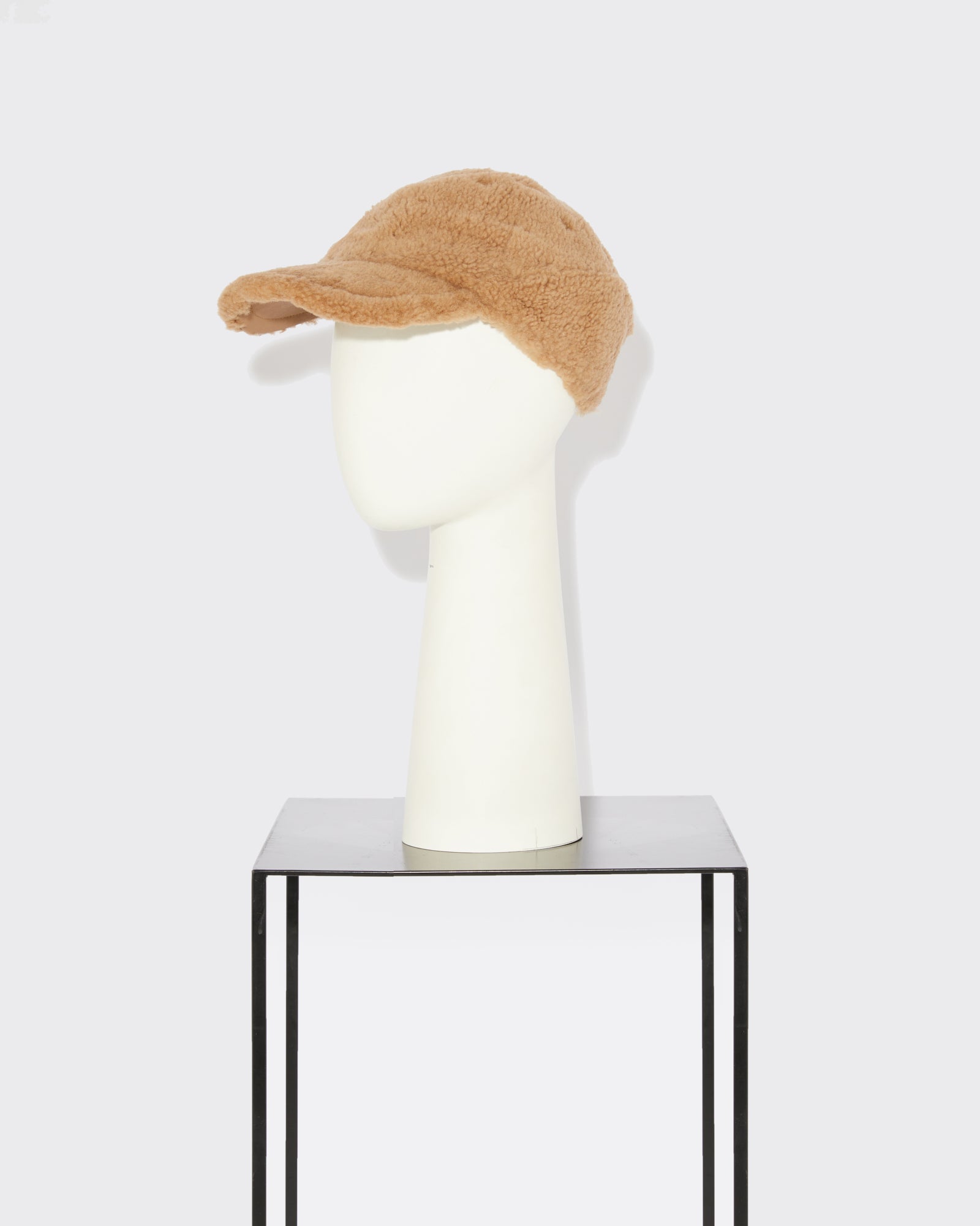 Curly merino cap - beige - Yves Salomon