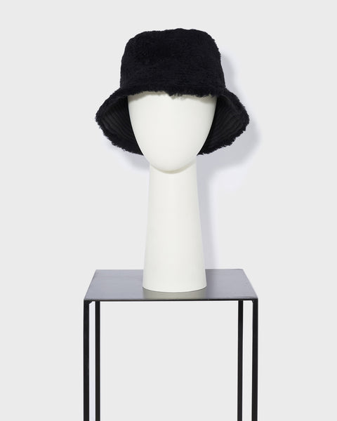 Curly merino bucket hat - black - Yves Salomon – Yves Salomon US