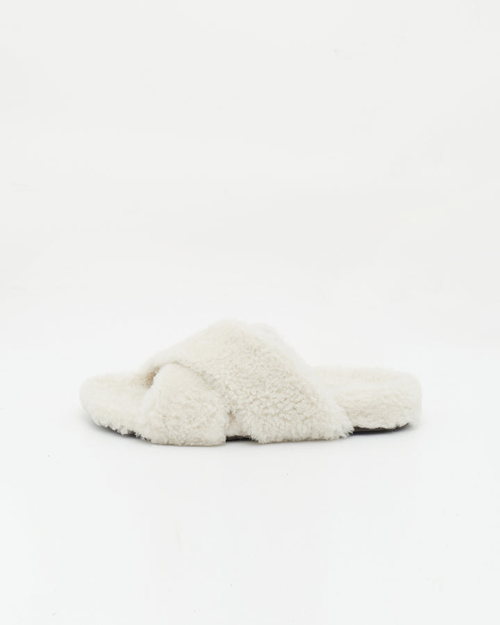 Curly merino mules