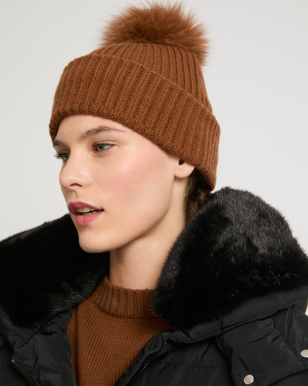 Cashmere and wool knit beanie with fox fur pompom - brown