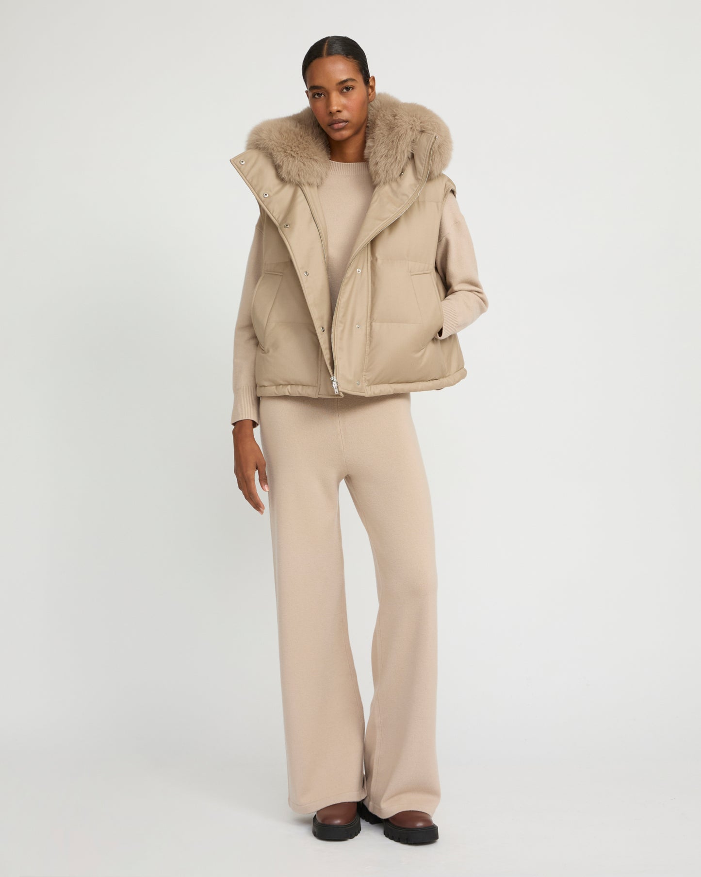 Flannel gilet with fox fur collar