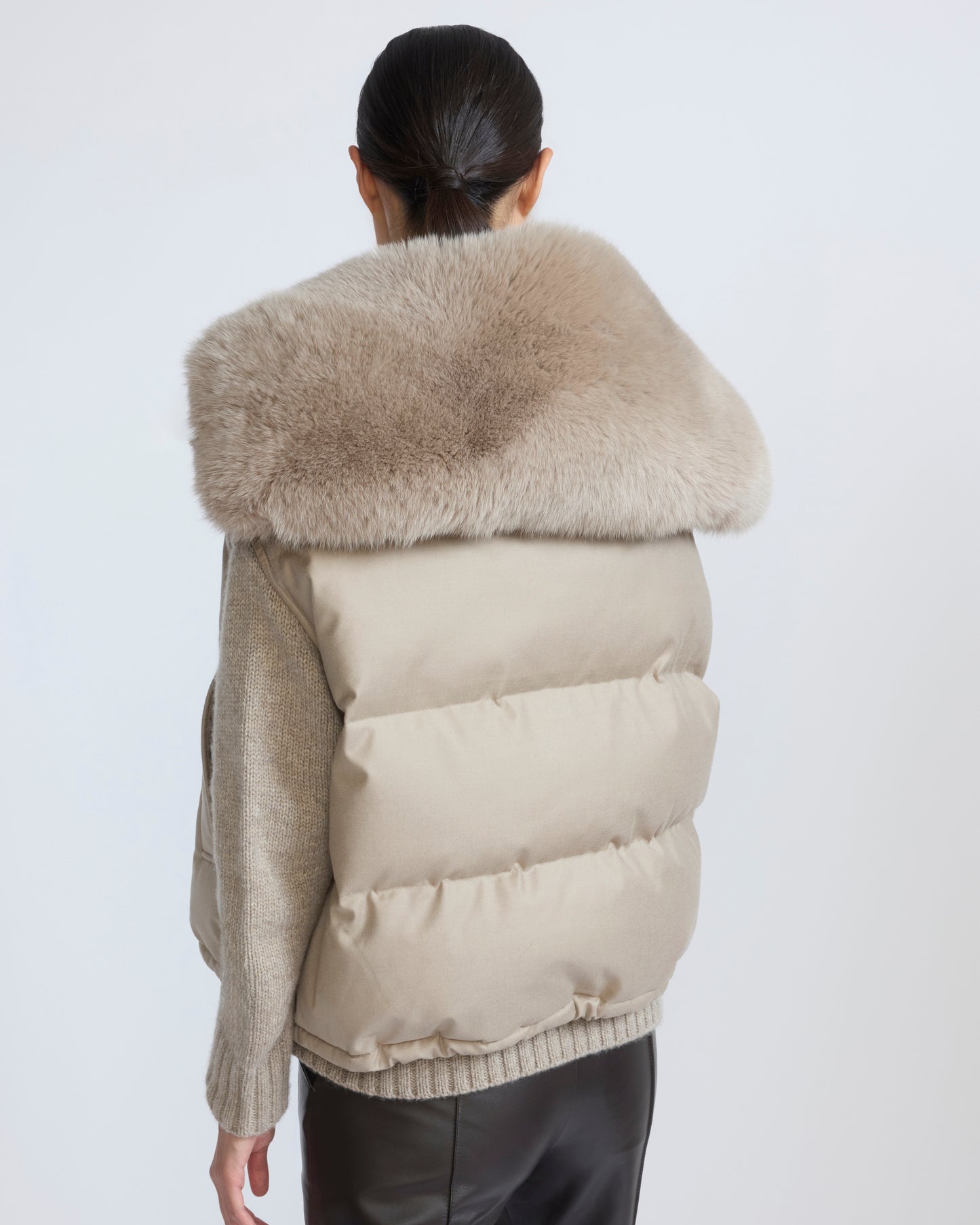 Flannel gilet with fox fur collar - Yves Salomon - New Fall/Winter Collection