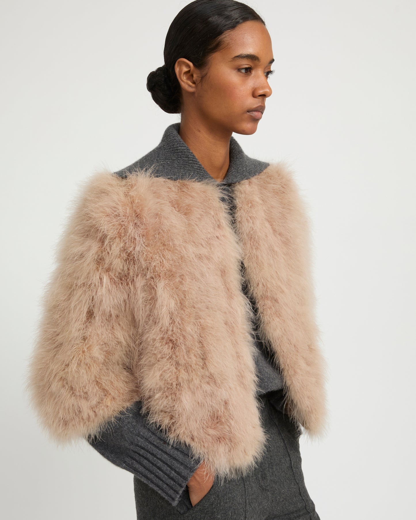 Short feather jacket