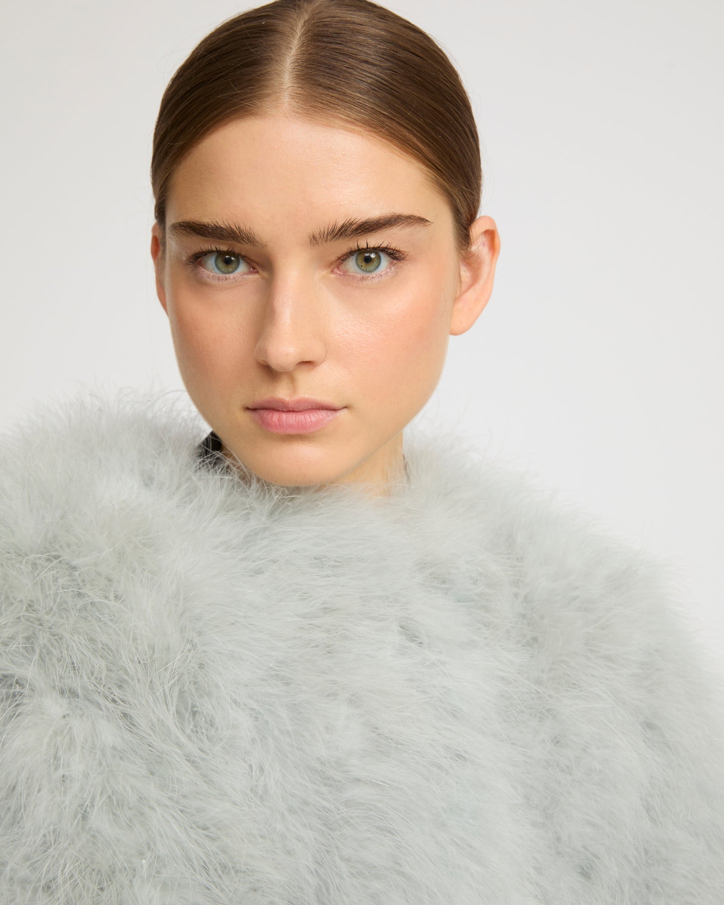 Short feather jacket