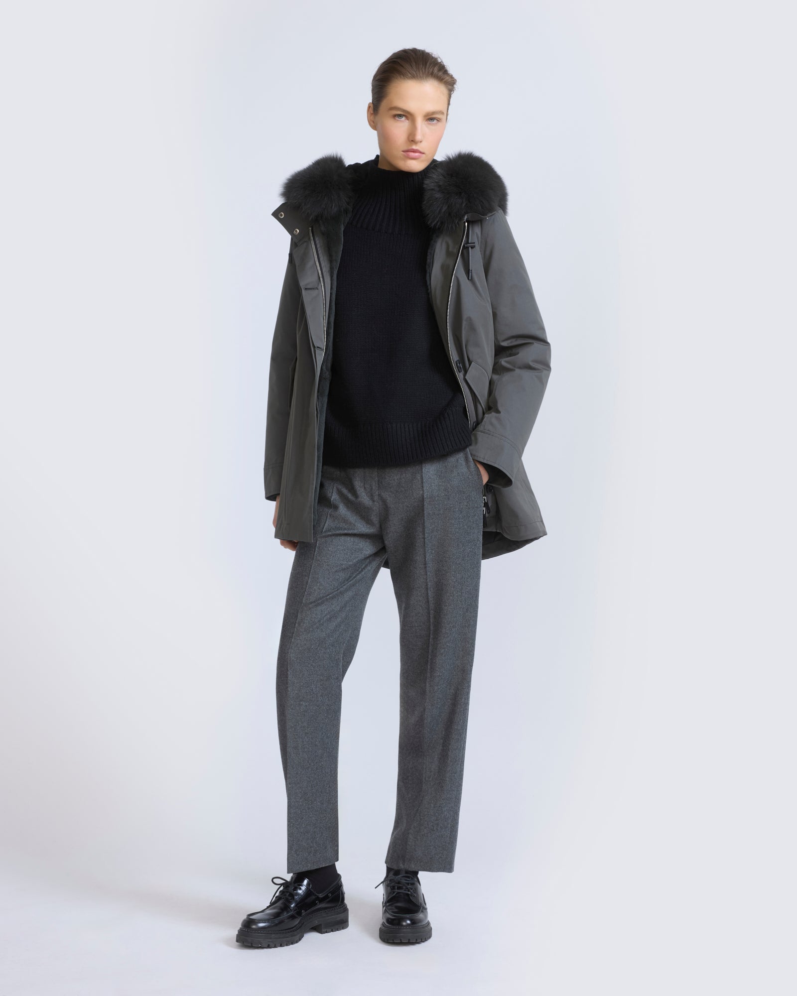 Short Iconic parka in waterproof cotton blend with fox and rabbit fur - Yves Salomon - New Fall/Winter Collection