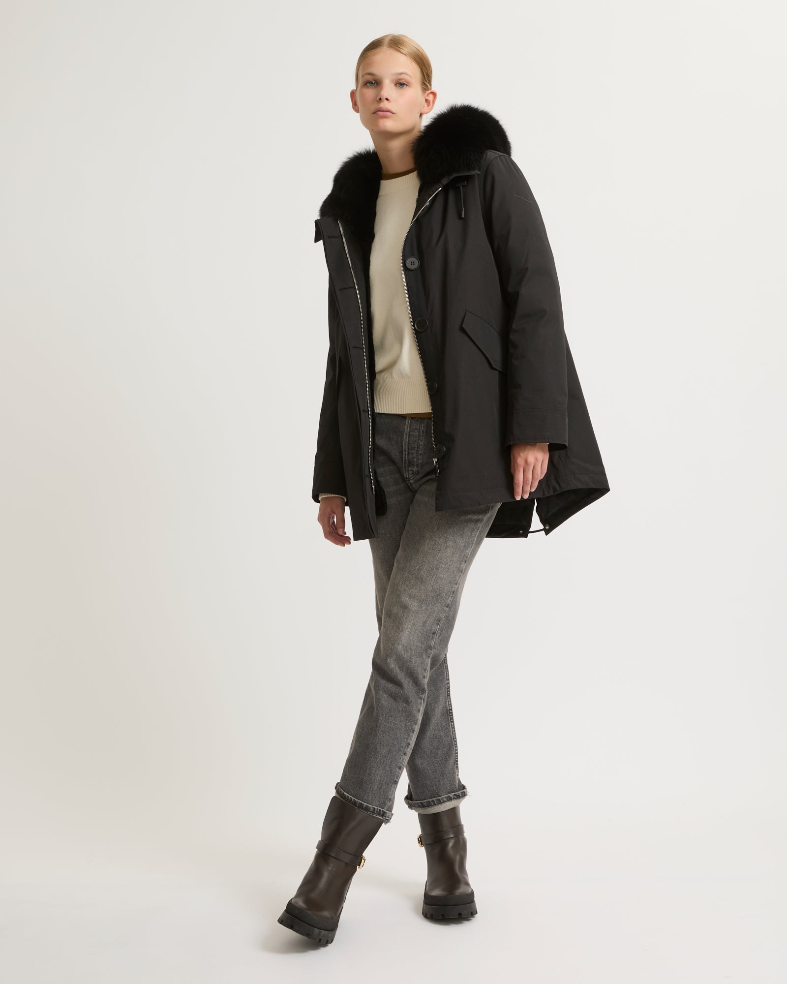 Short parka in waterproof cotton blend with fox and rabbit fur - black -  Yves Salomon – Yves Salomon US