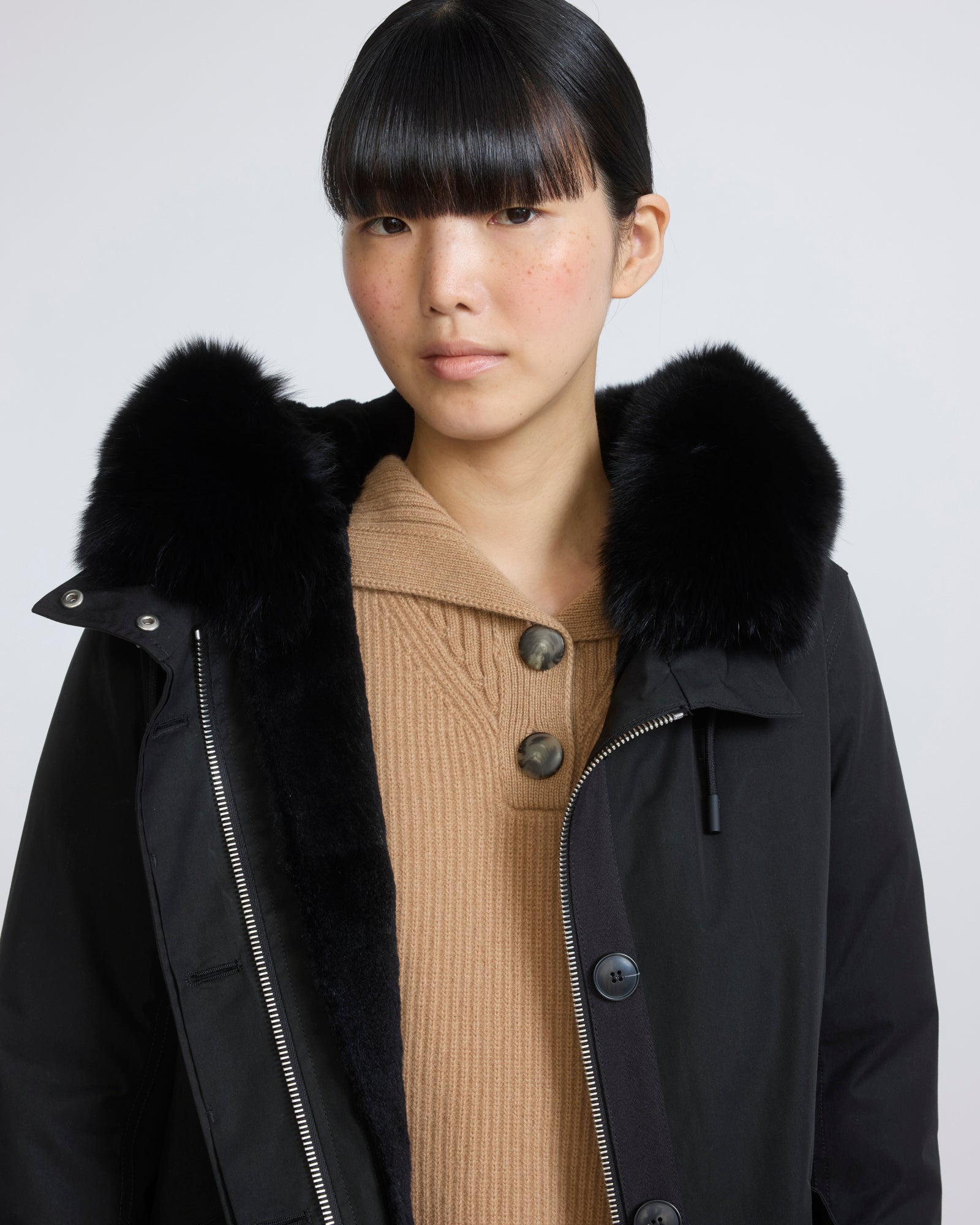 Short Iconic parka in waterproof cotton blend with fox and rabbit fur - Yves Salomon - New Fall/Winter Collection