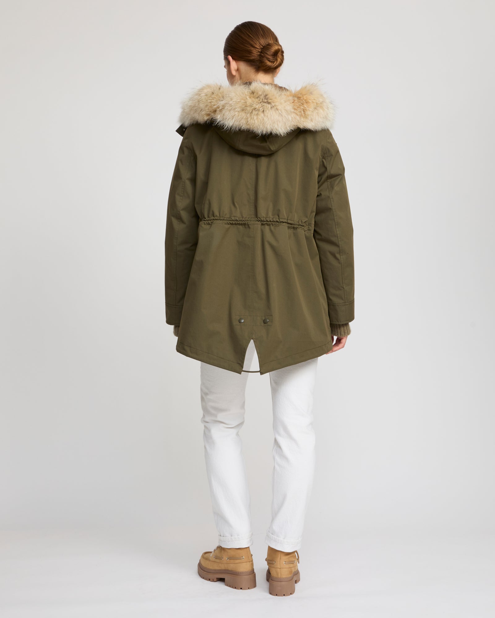 Short parka in technical fabric, rabbit and coyote fur - dark