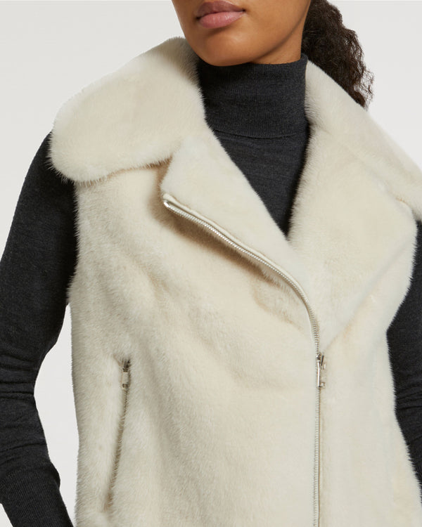 Short jacket in long-haired mink fur