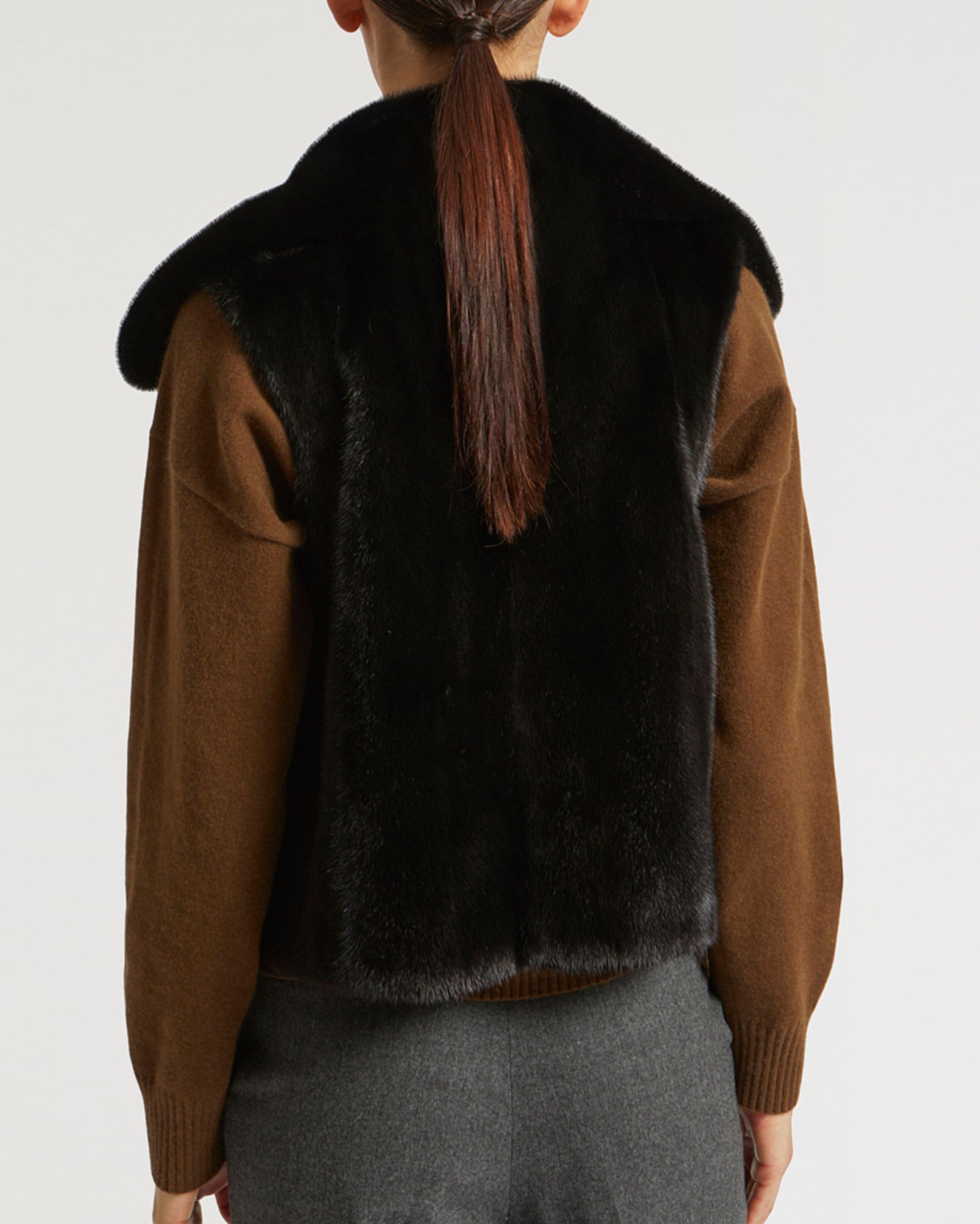 Short gilet in long-haired mink fur - black - Yves Salomon – Yves