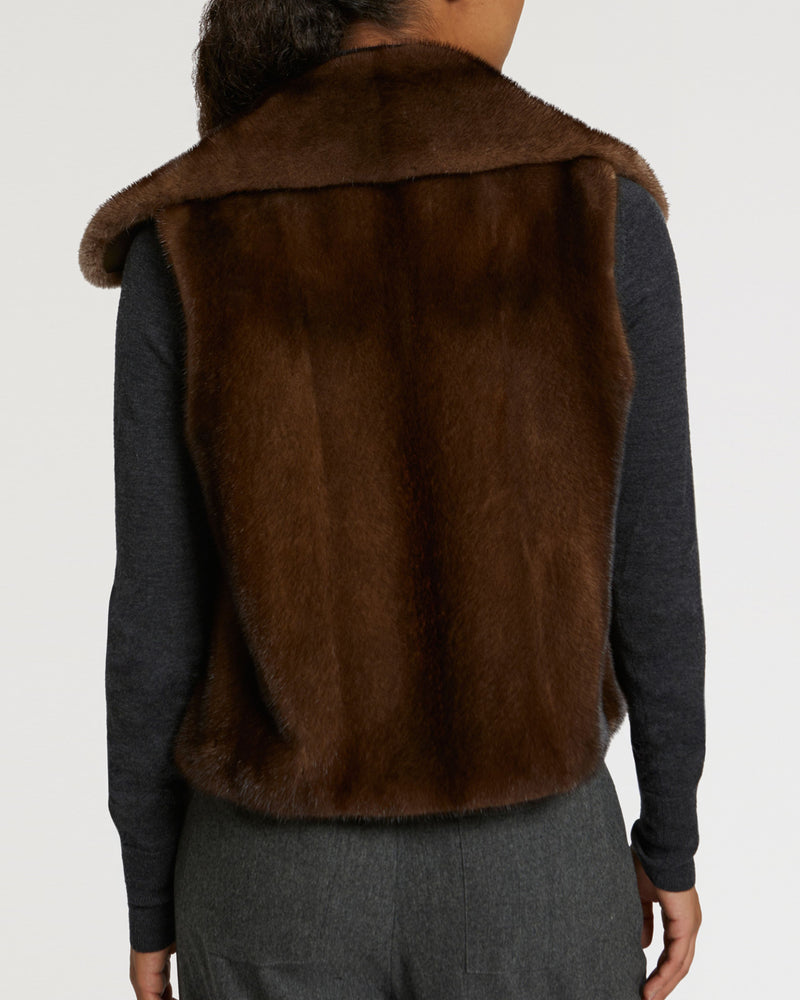 Short gilet in long-haired mink fur