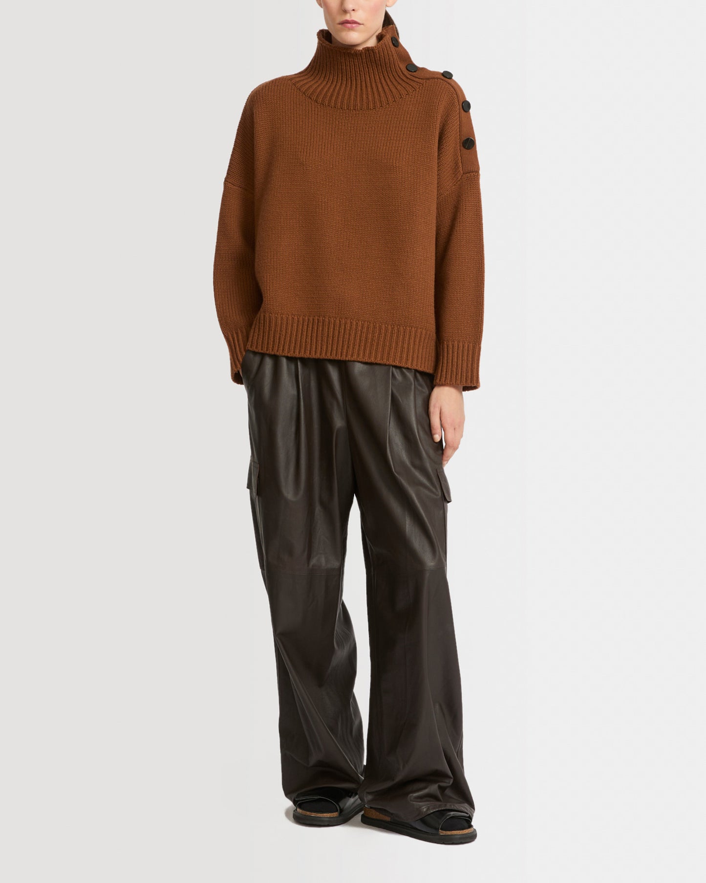 Oversized knit jumper