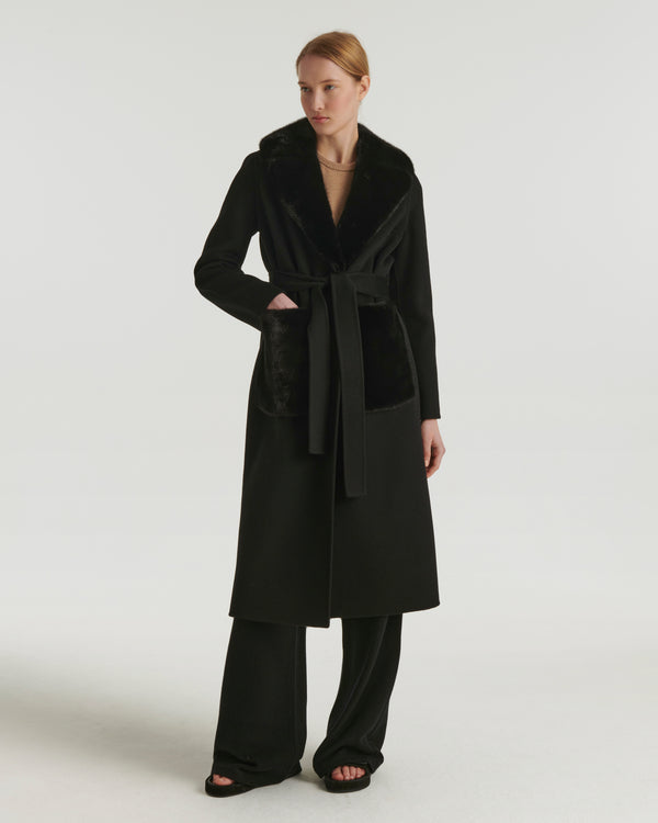 Belted coat in cashmere wool with mink fur collar and over-pockets - black - Yves Salomon